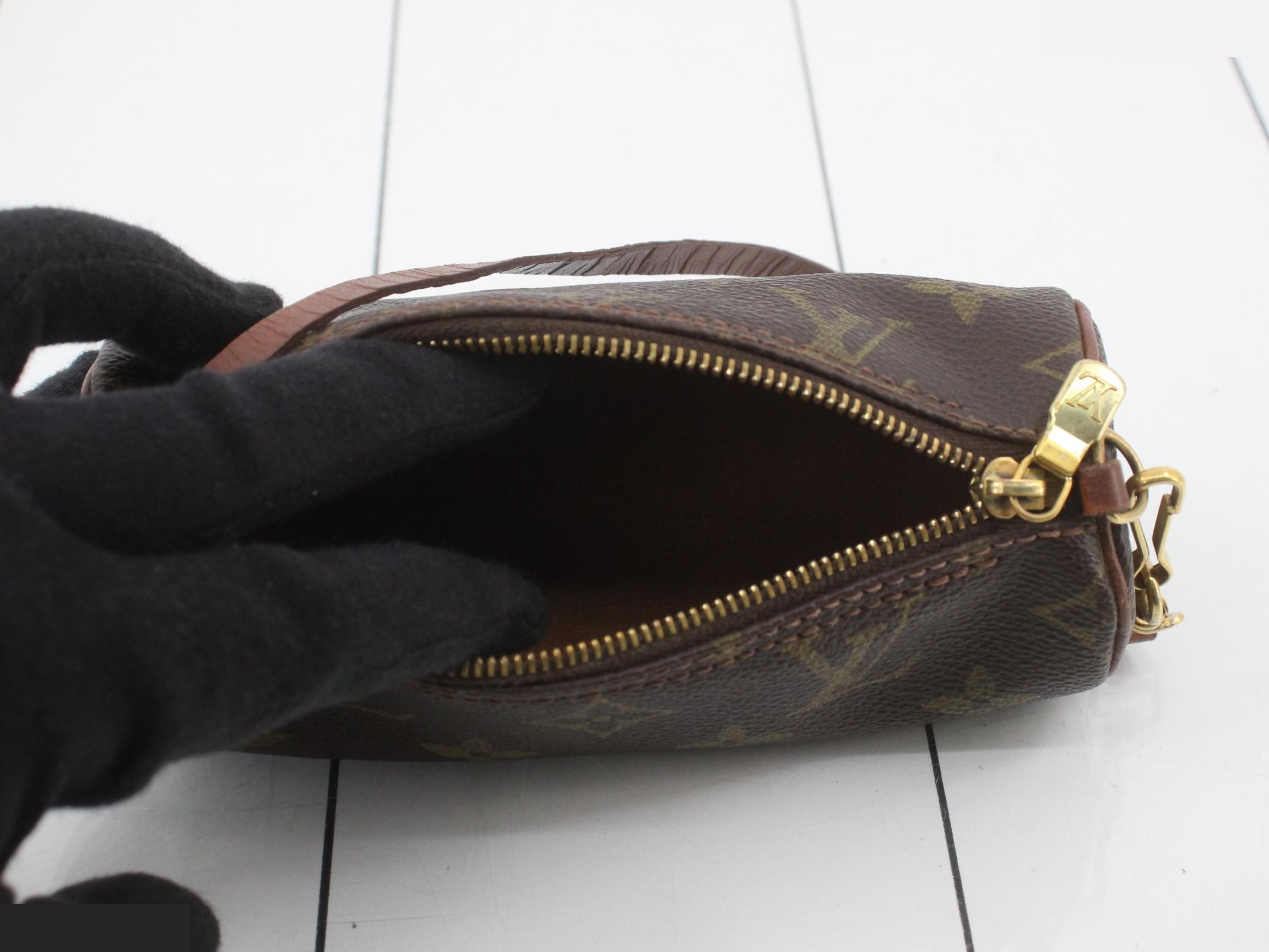handbag — view 4