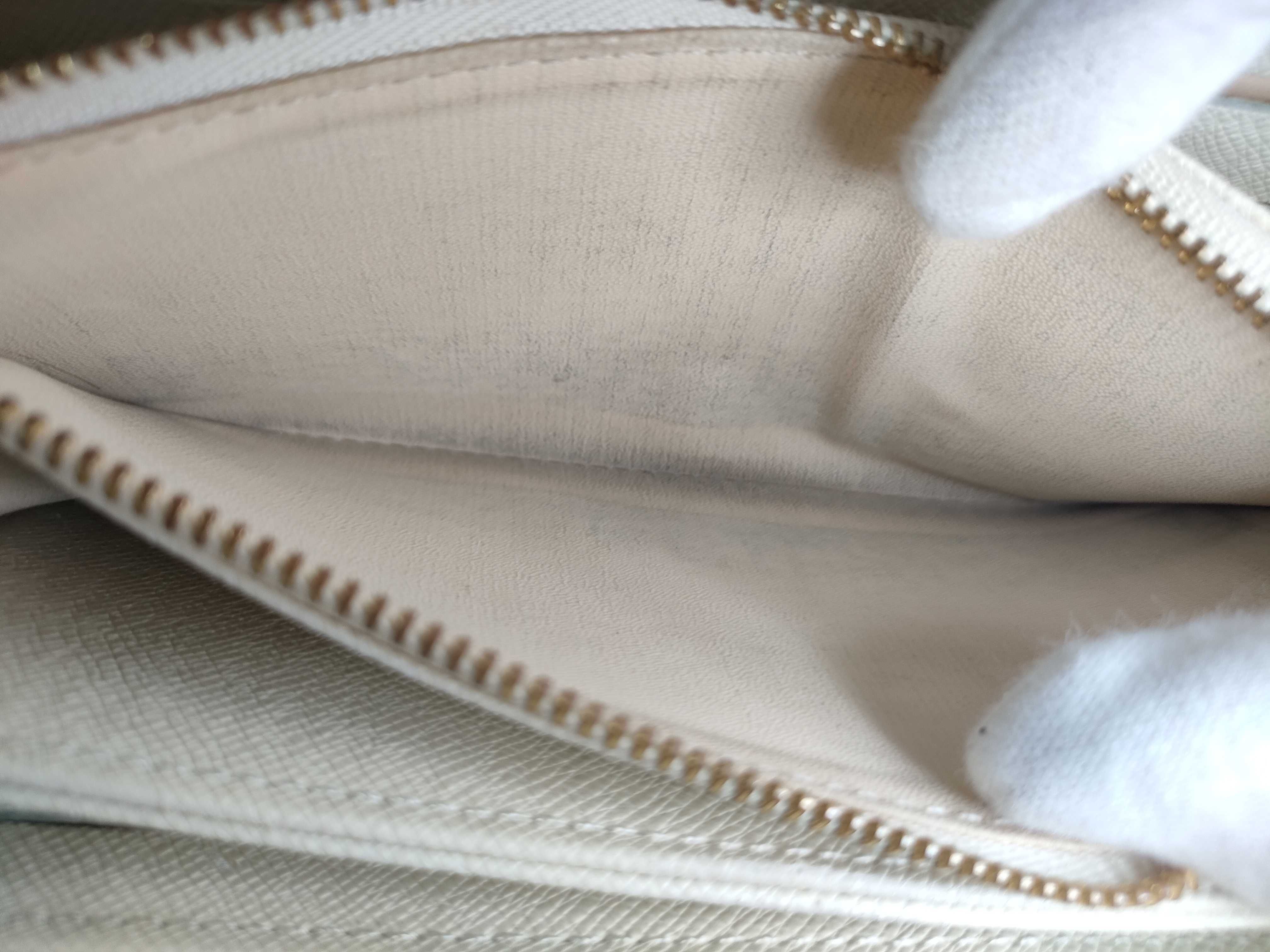 Damier Azur LV Azur Zippy Wallet — view 13