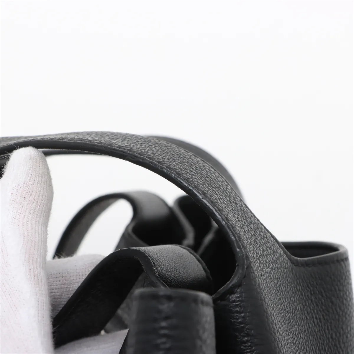 Vitello Dino Leather Handbag Black — view 12