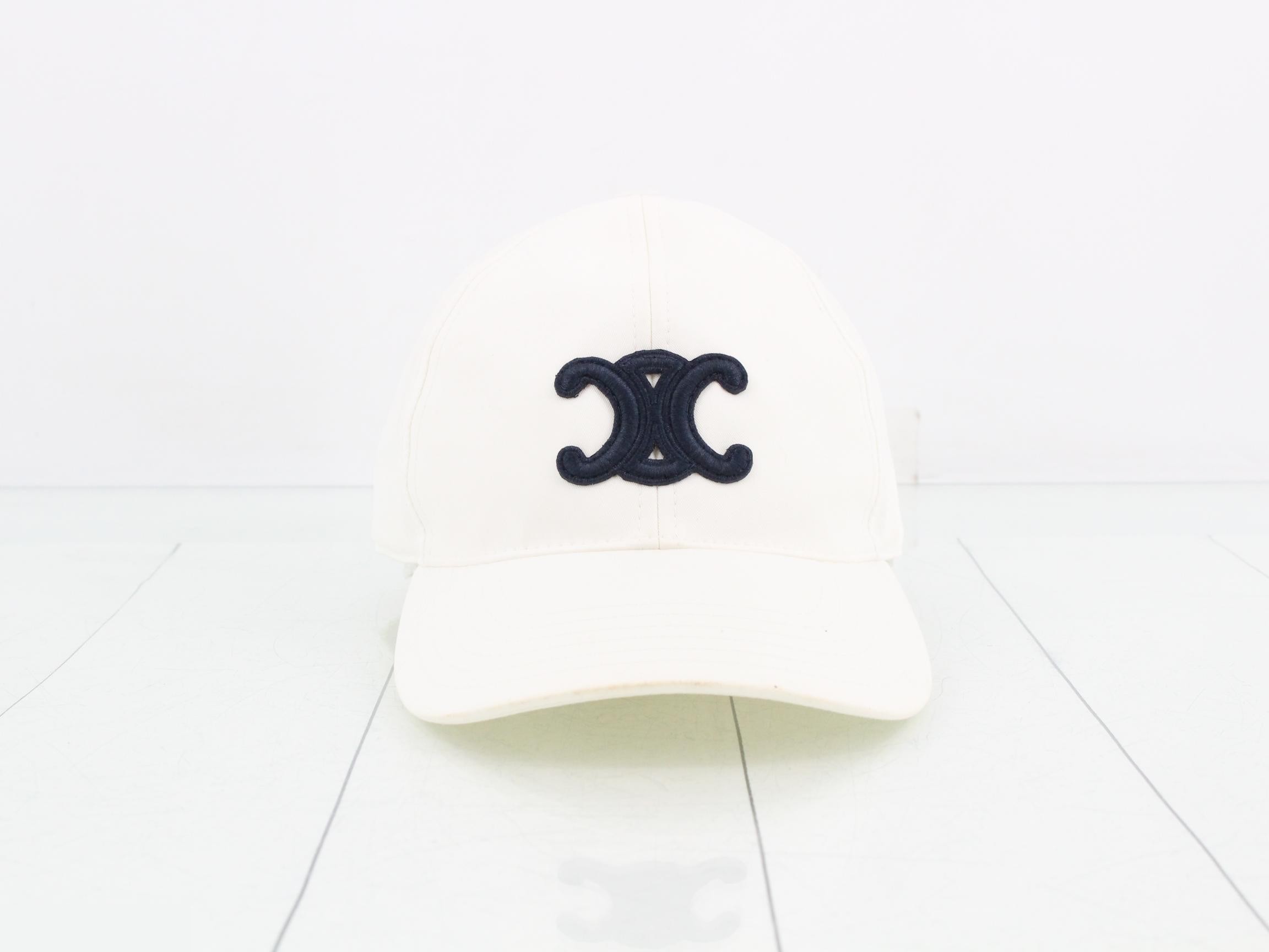 Logo cap, white, size M