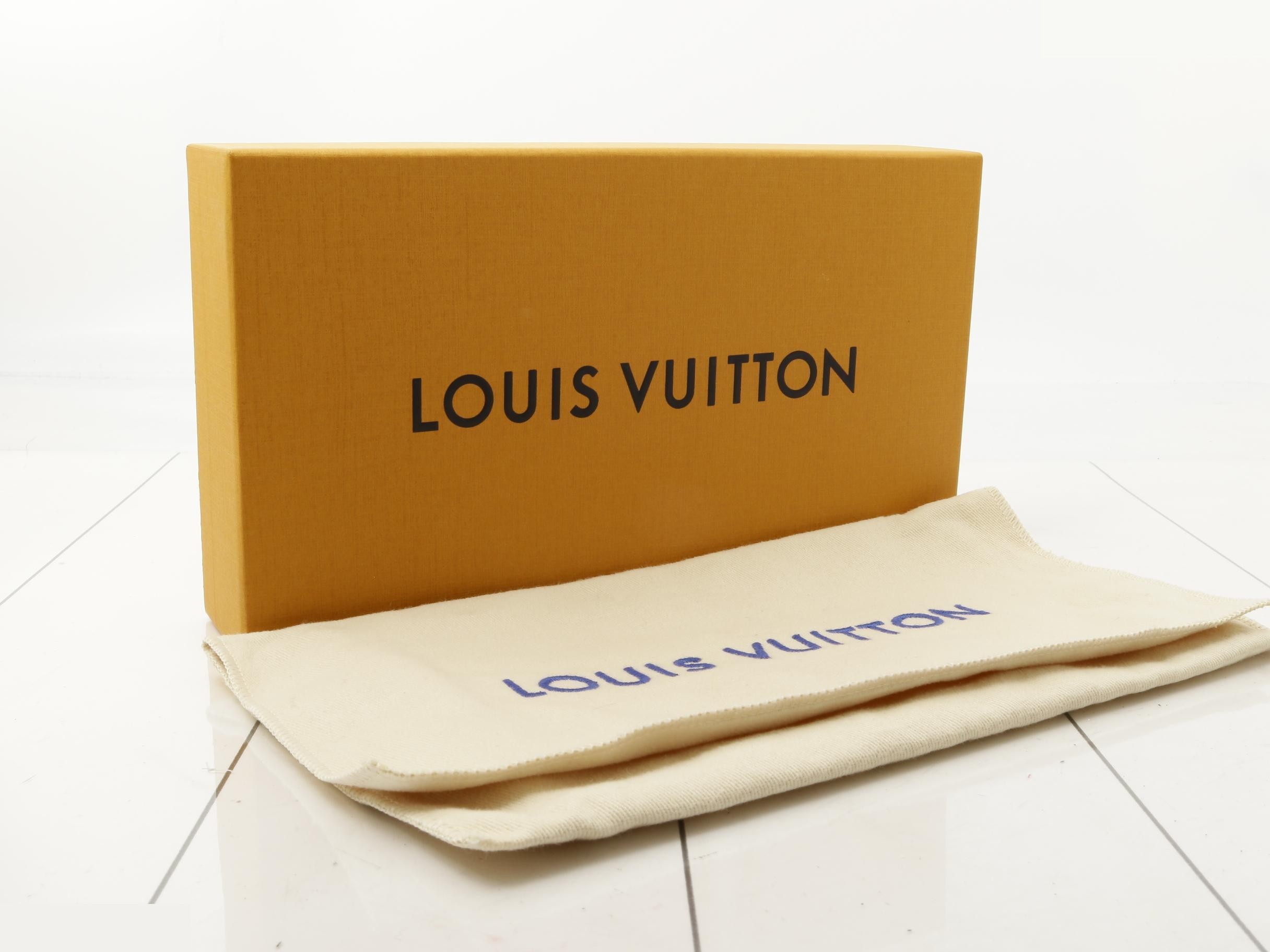 Capucines Long Wallet, Exotic Zippy Wallet, Unused — view 5