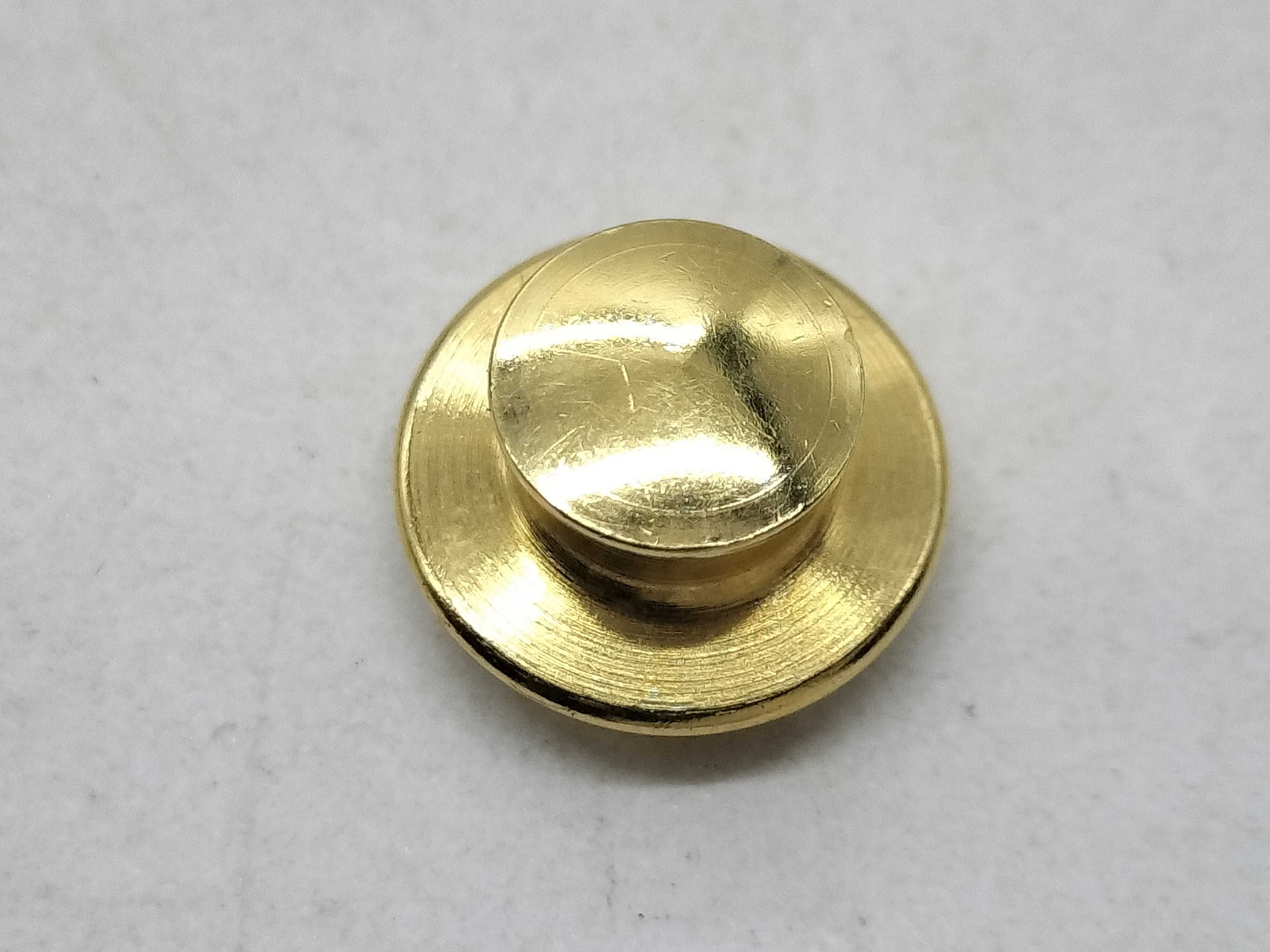 02A Coco Pin Brooch — view 7