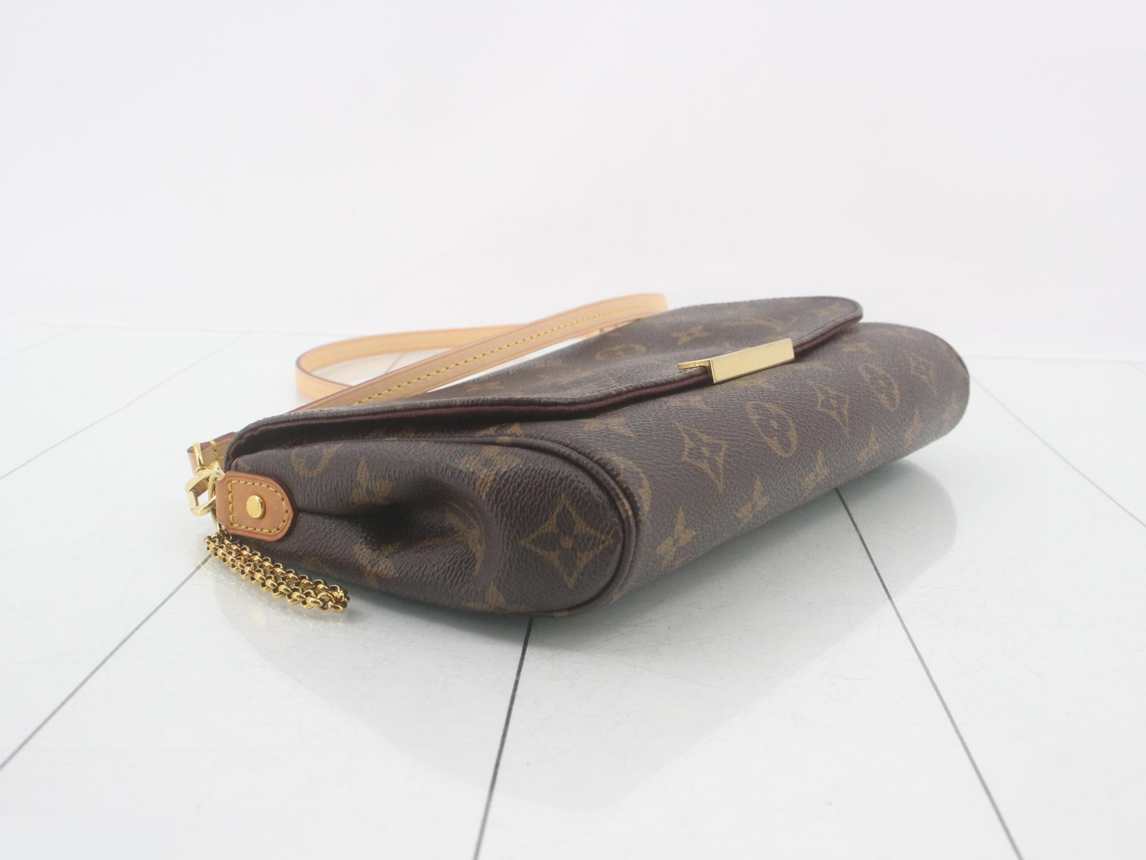 Monogram Favorite MM 2-Way Shoulder Bag — view 5