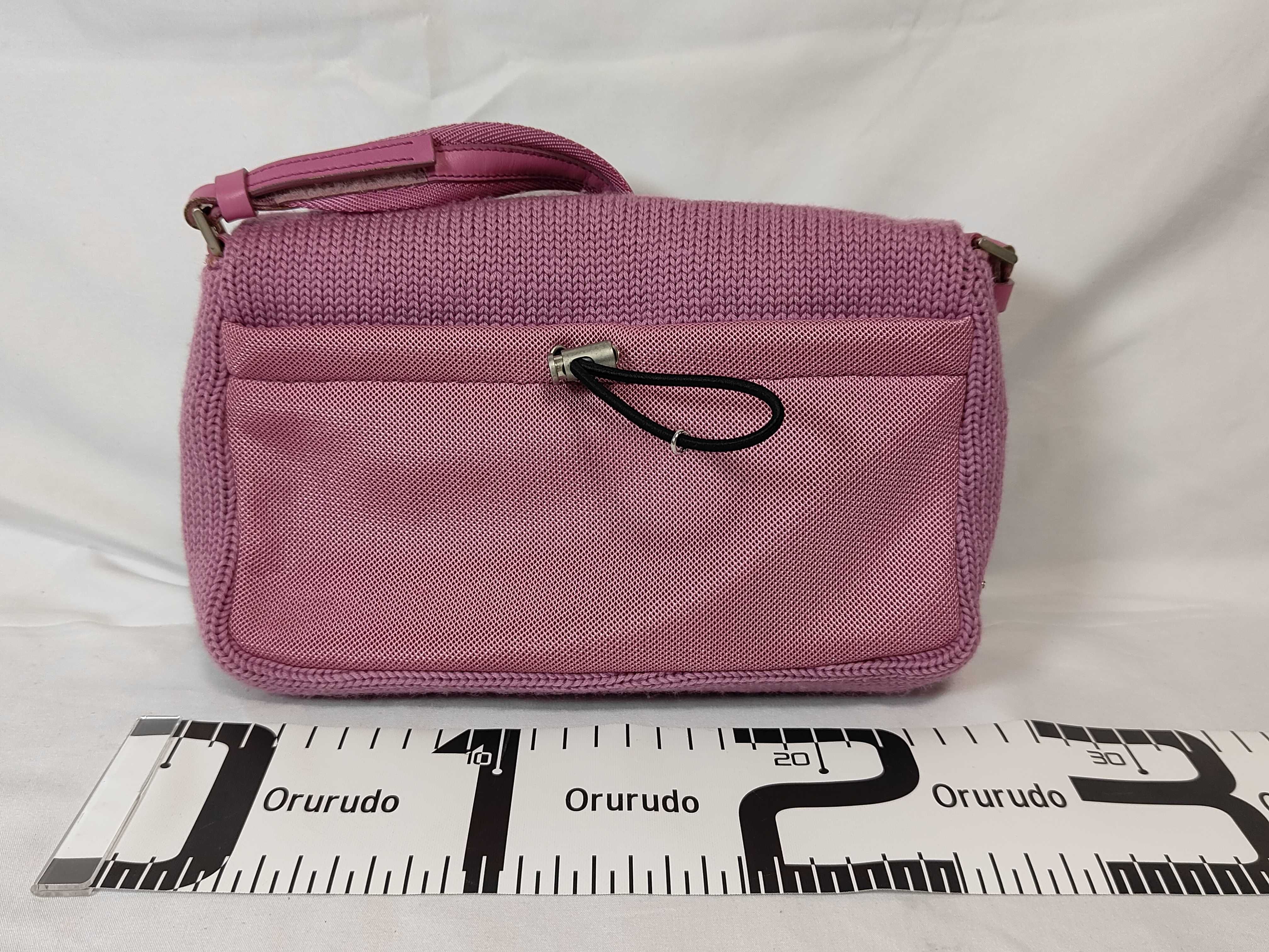 00s B9443 Shoulder Bag Knit Archive Pink Shoulder Bag — view 2