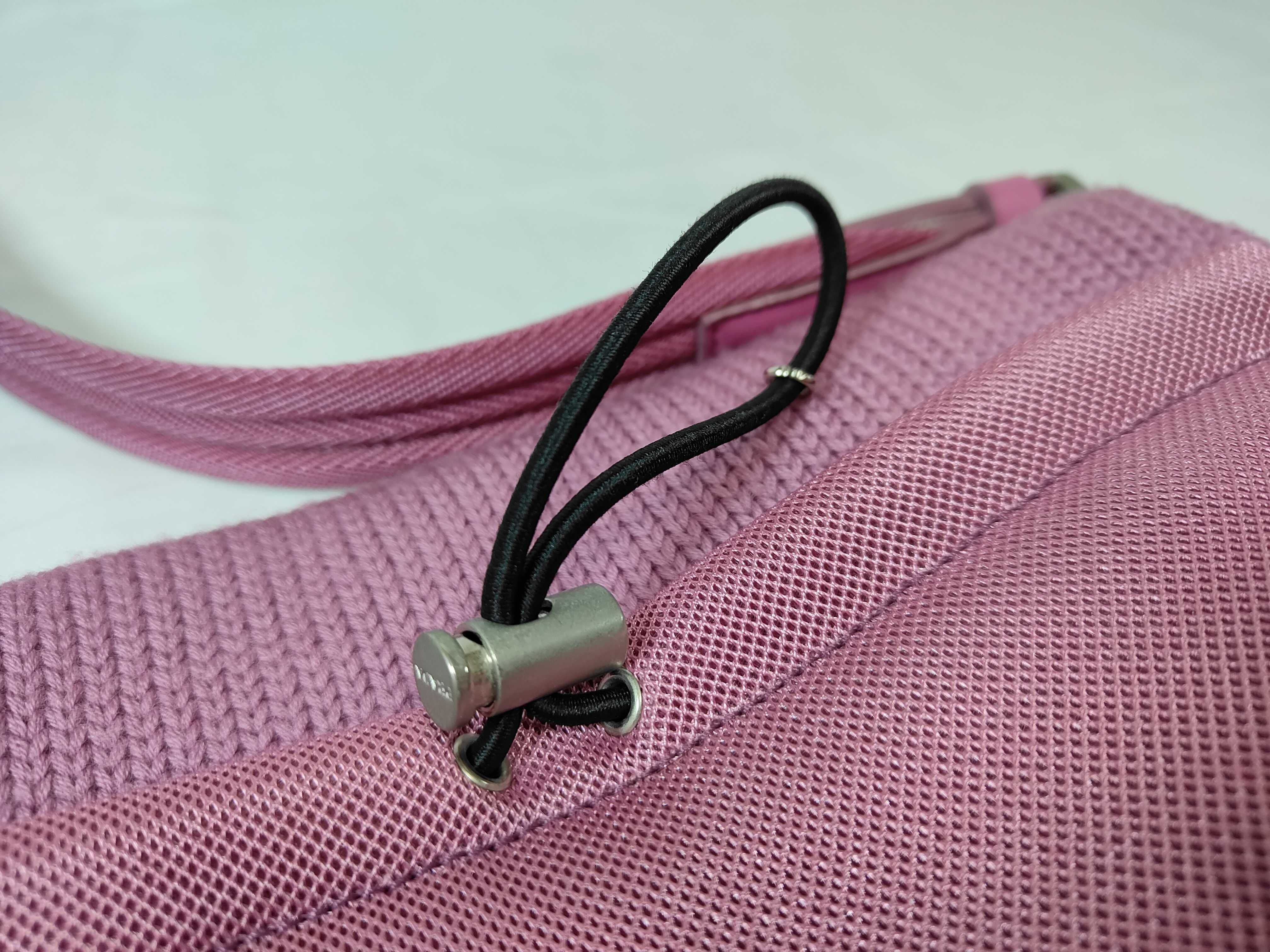 00s B9443 Shoulder Bag Knit Archive Pink Shoulder Bag — view 13