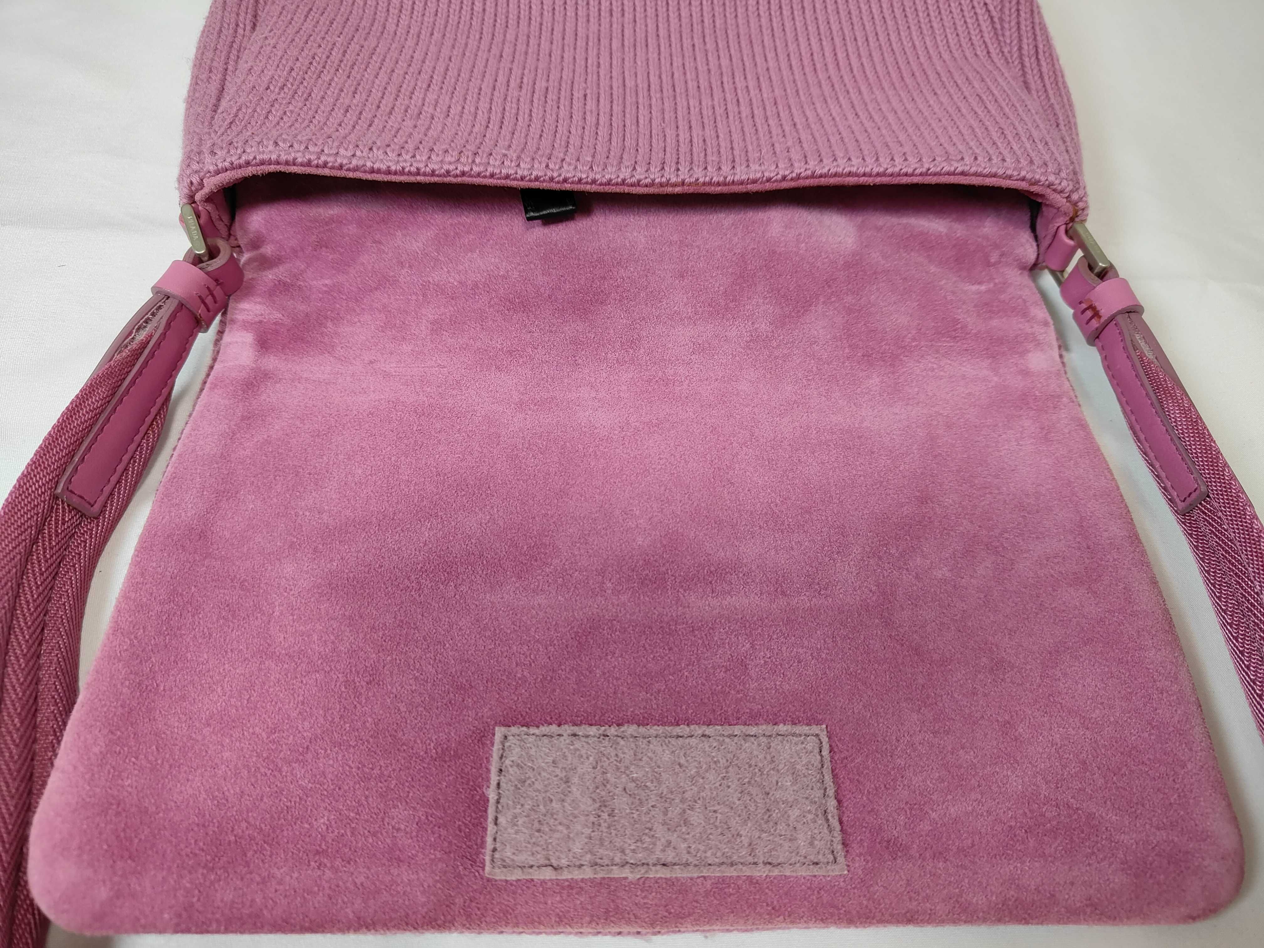 00s B9443 Shoulder Bag Knit Archive Pink Shoulder Bag — view 8