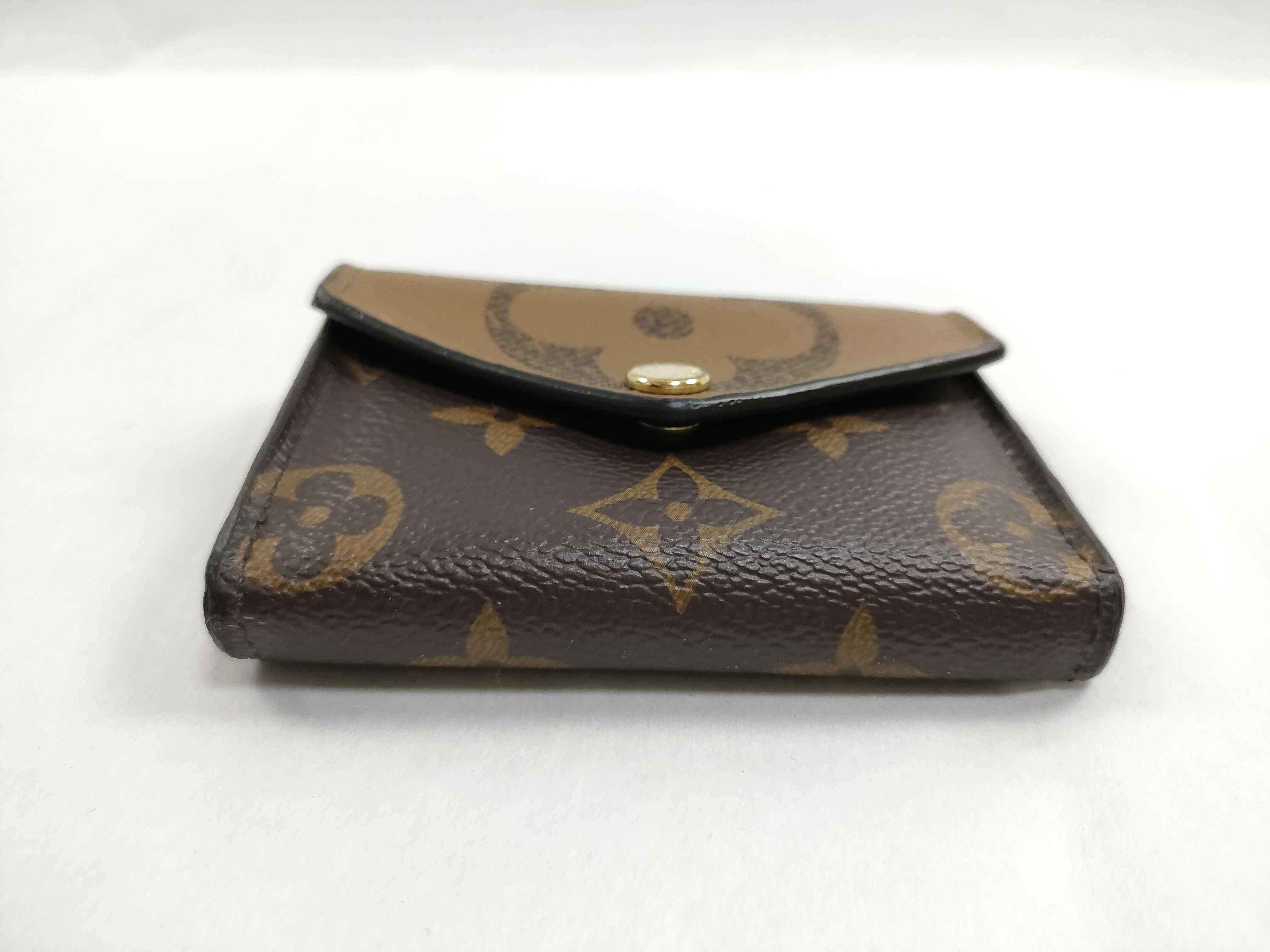 Monogram Louis Vuitton Reverse Giant Portefeuille Zoe Wallet — view 5