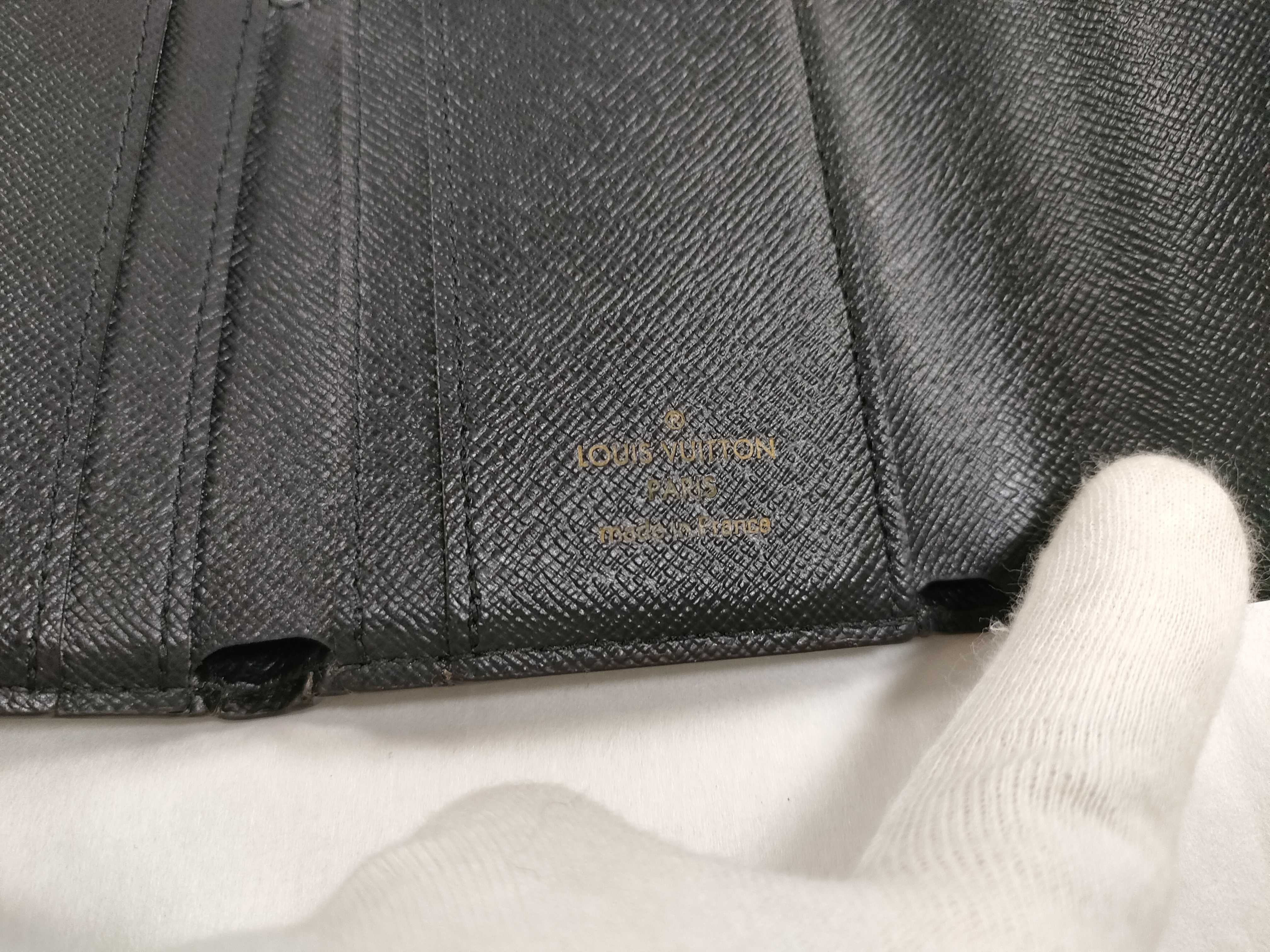 Monogram Louis Vuitton Reverse Giant Portefeuille Zoe Wallet — view 8