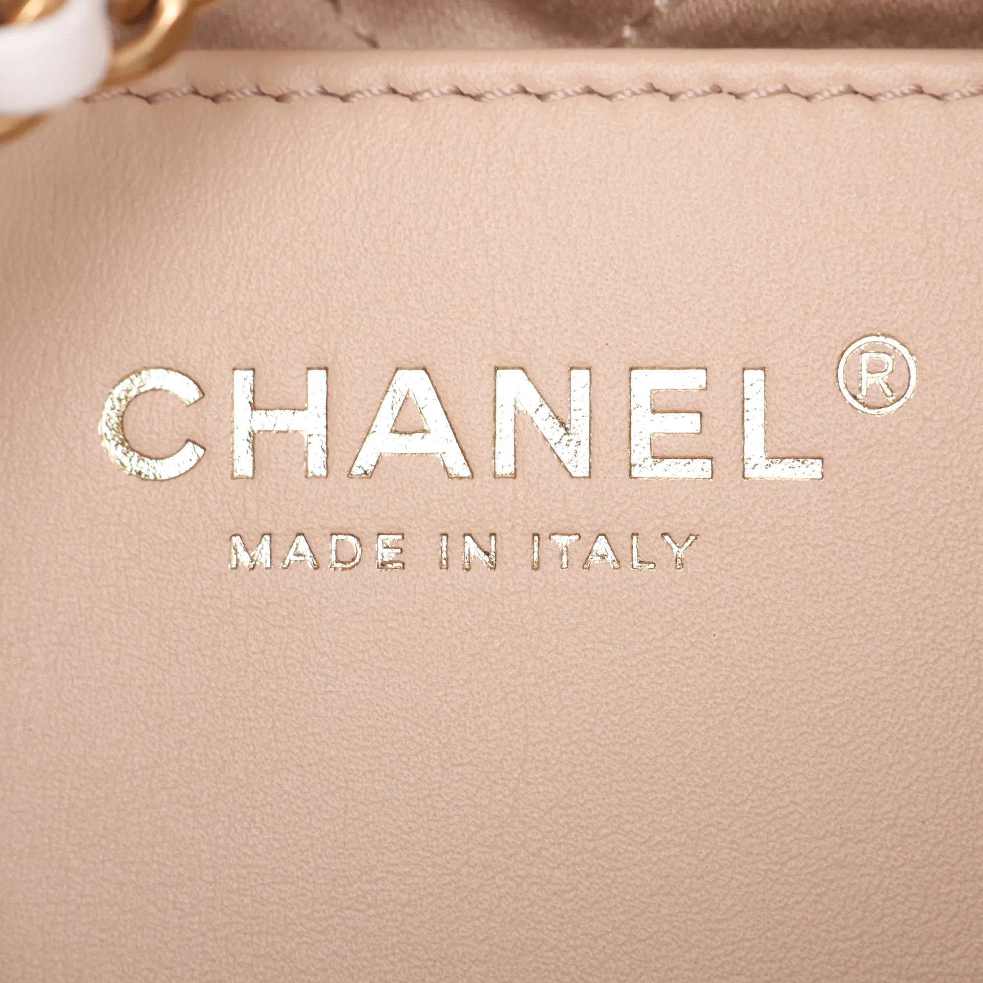 22 Mini Shiny Calfskin Chain Shoulder Bag White Gold Hardware GJ470U9H Random Plate AS3980 — view 10