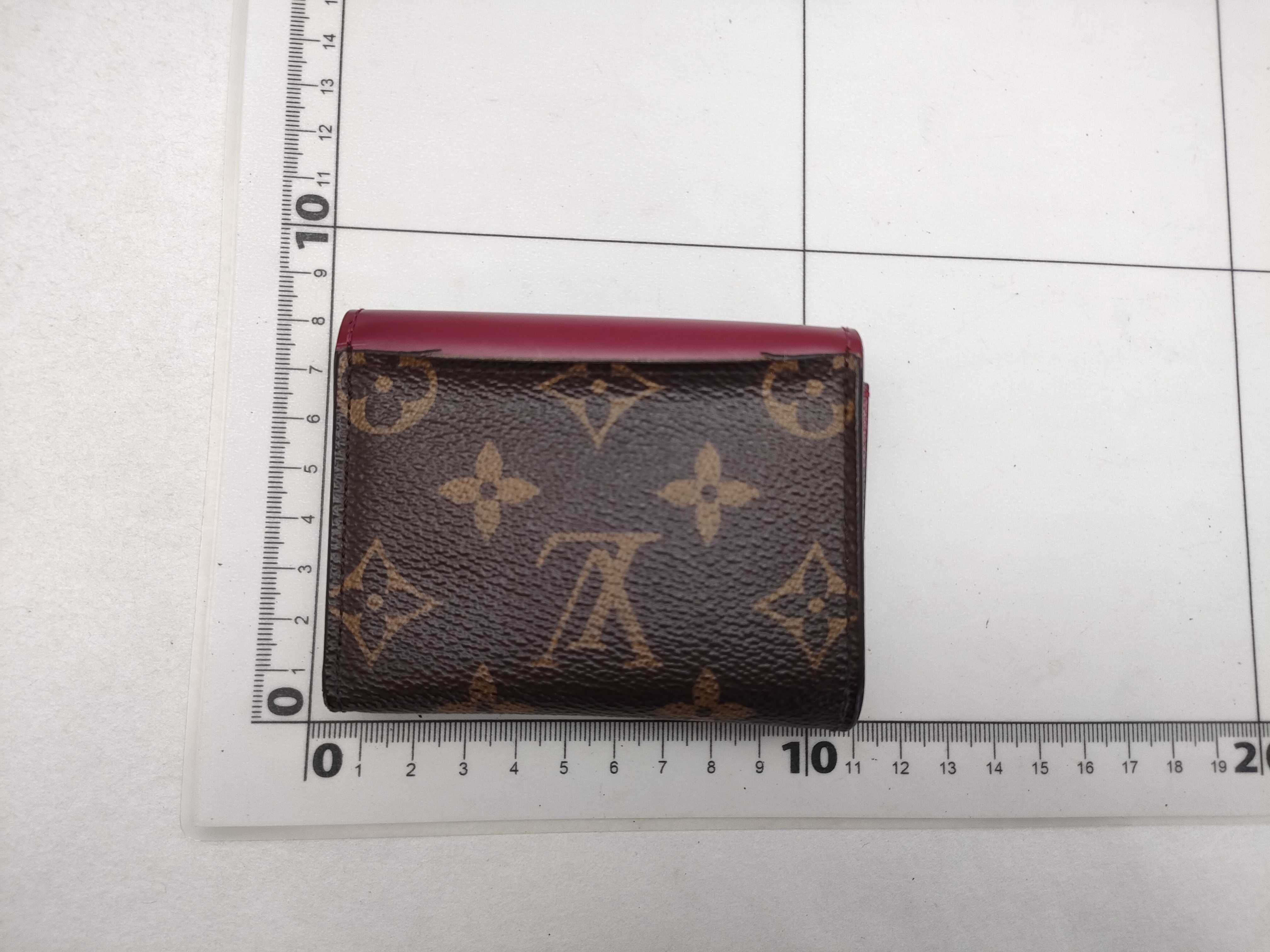 Monogram Louis Vuitton Portefeuille Zoe M62932 Monogram Fuchsia Wallet — view 2