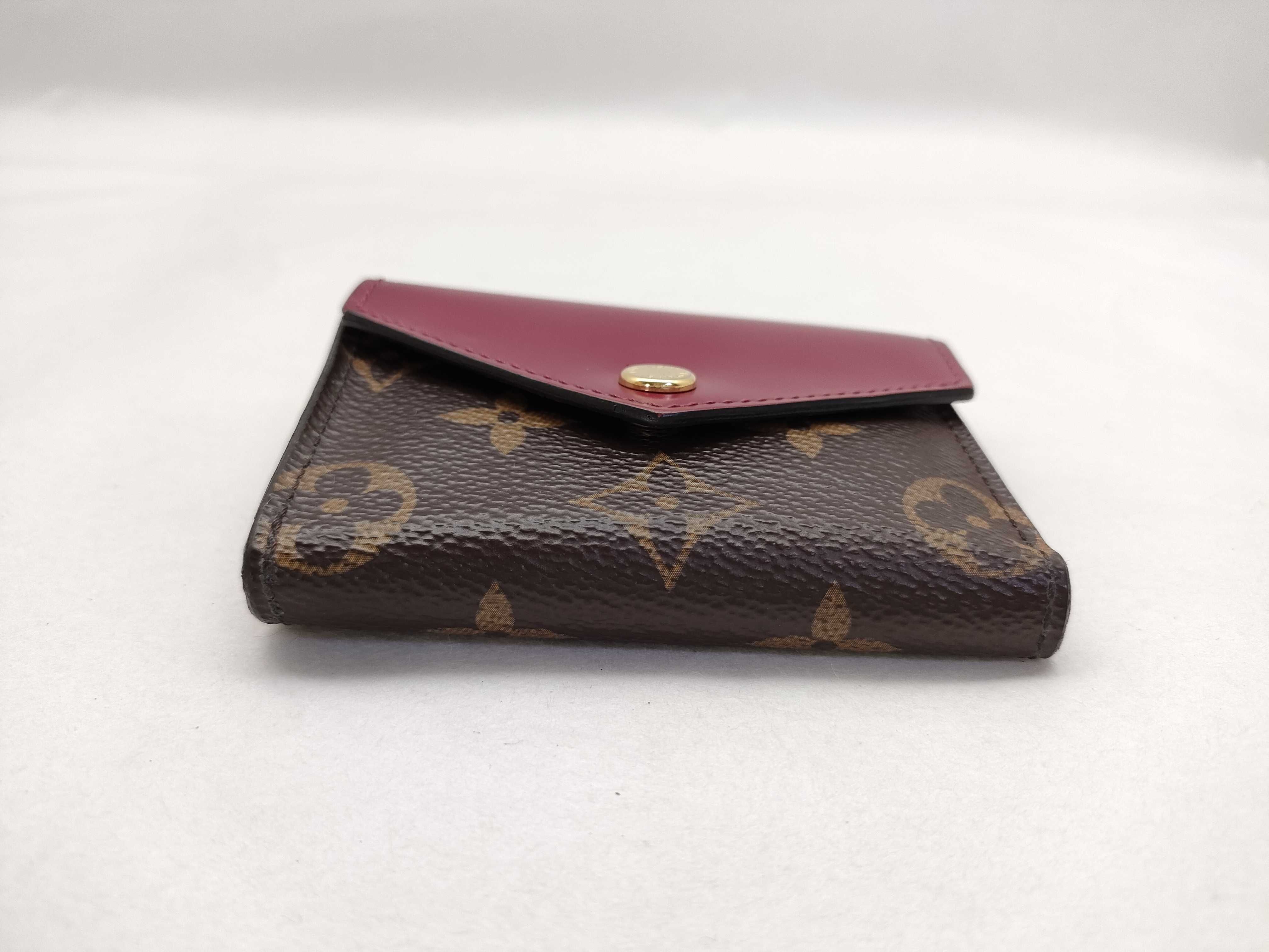 Monogram Louis Vuitton Portefeuille Zoe M62932 Monogram Fuchsia Wallet — view 5