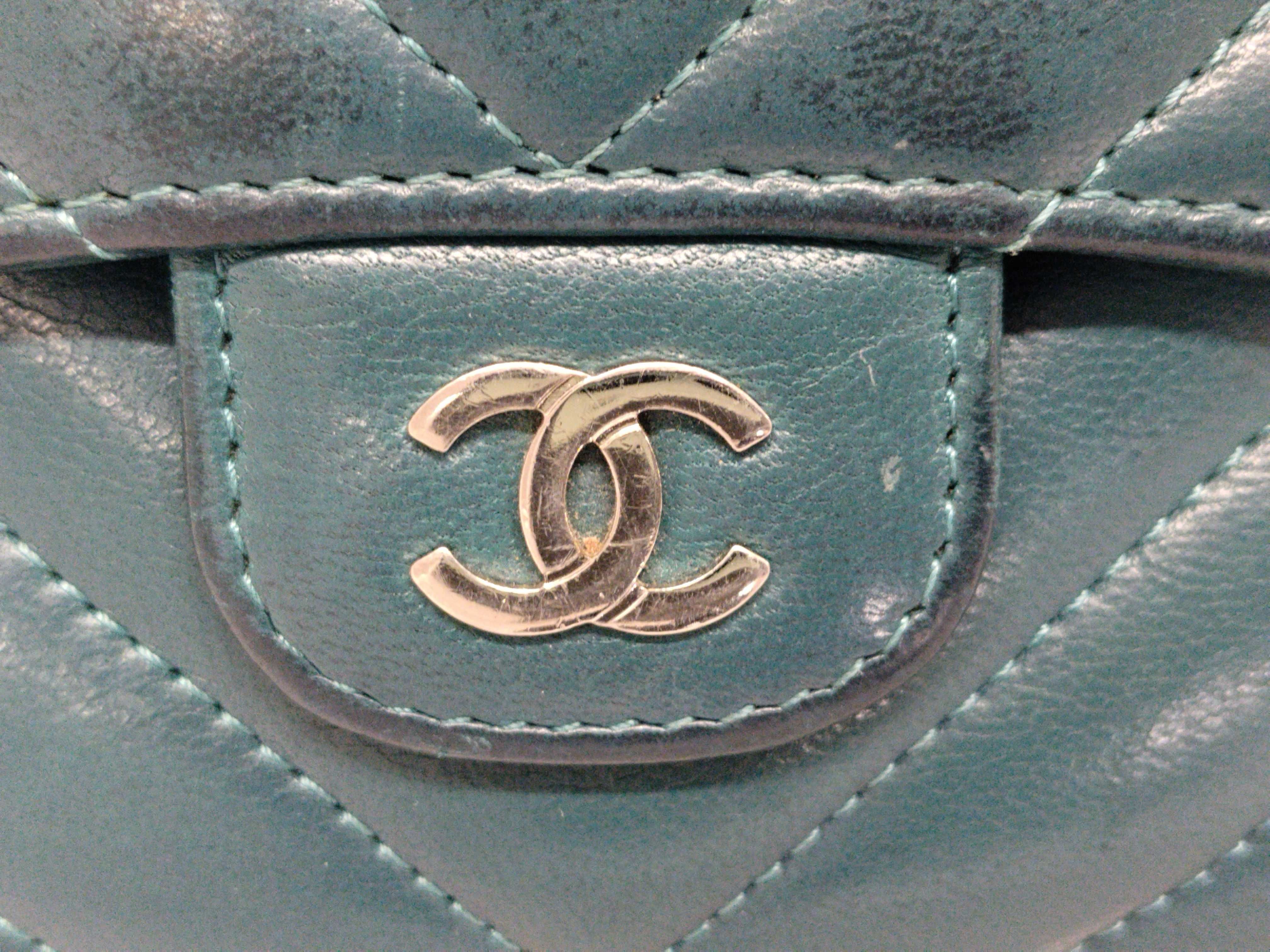 V-stitch lambskin flap wallet — view 7
