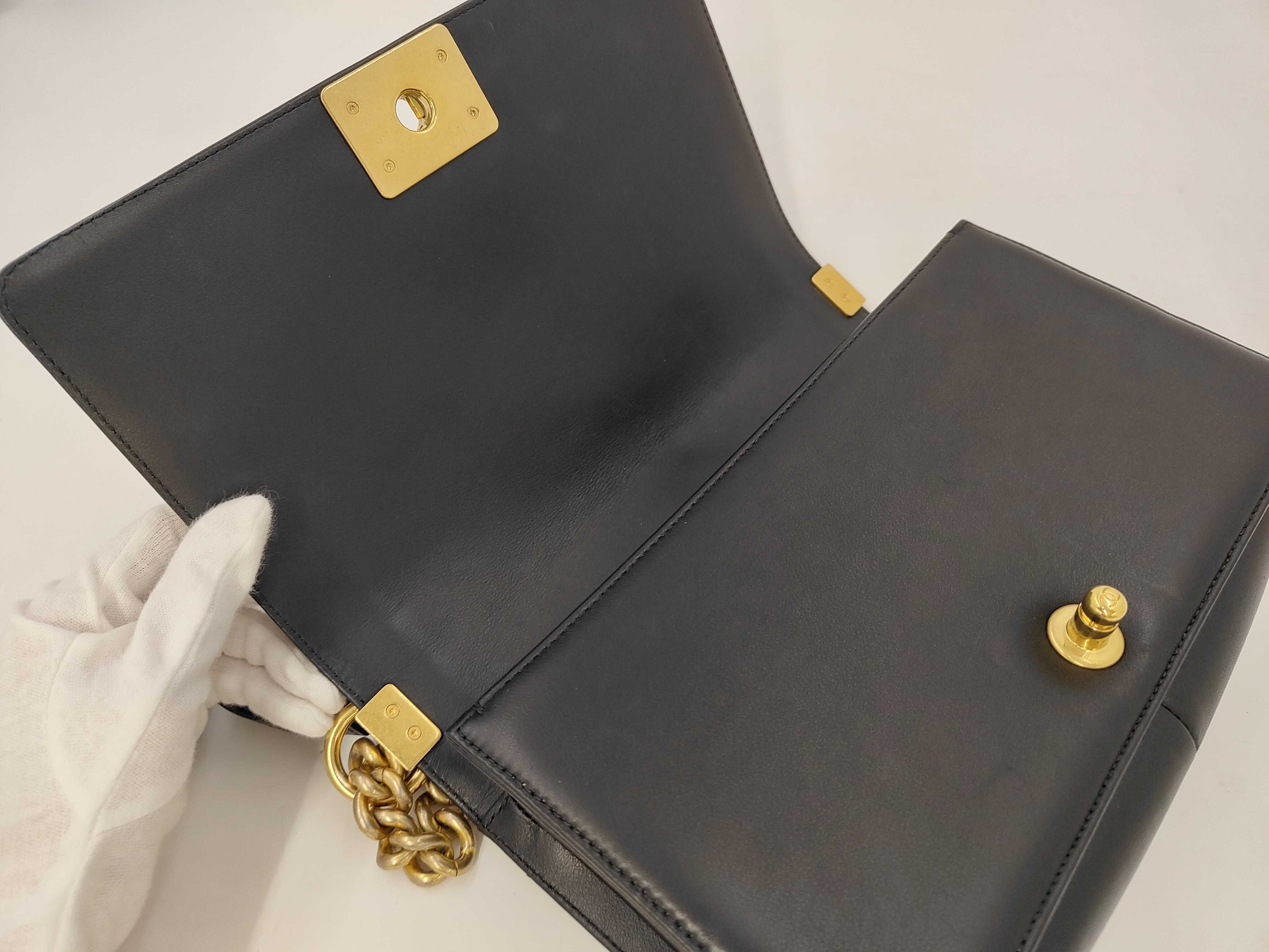 Boy Chanel Medium Issue Shoulder Bag Black Gold Button Shoulder Bag — view 8