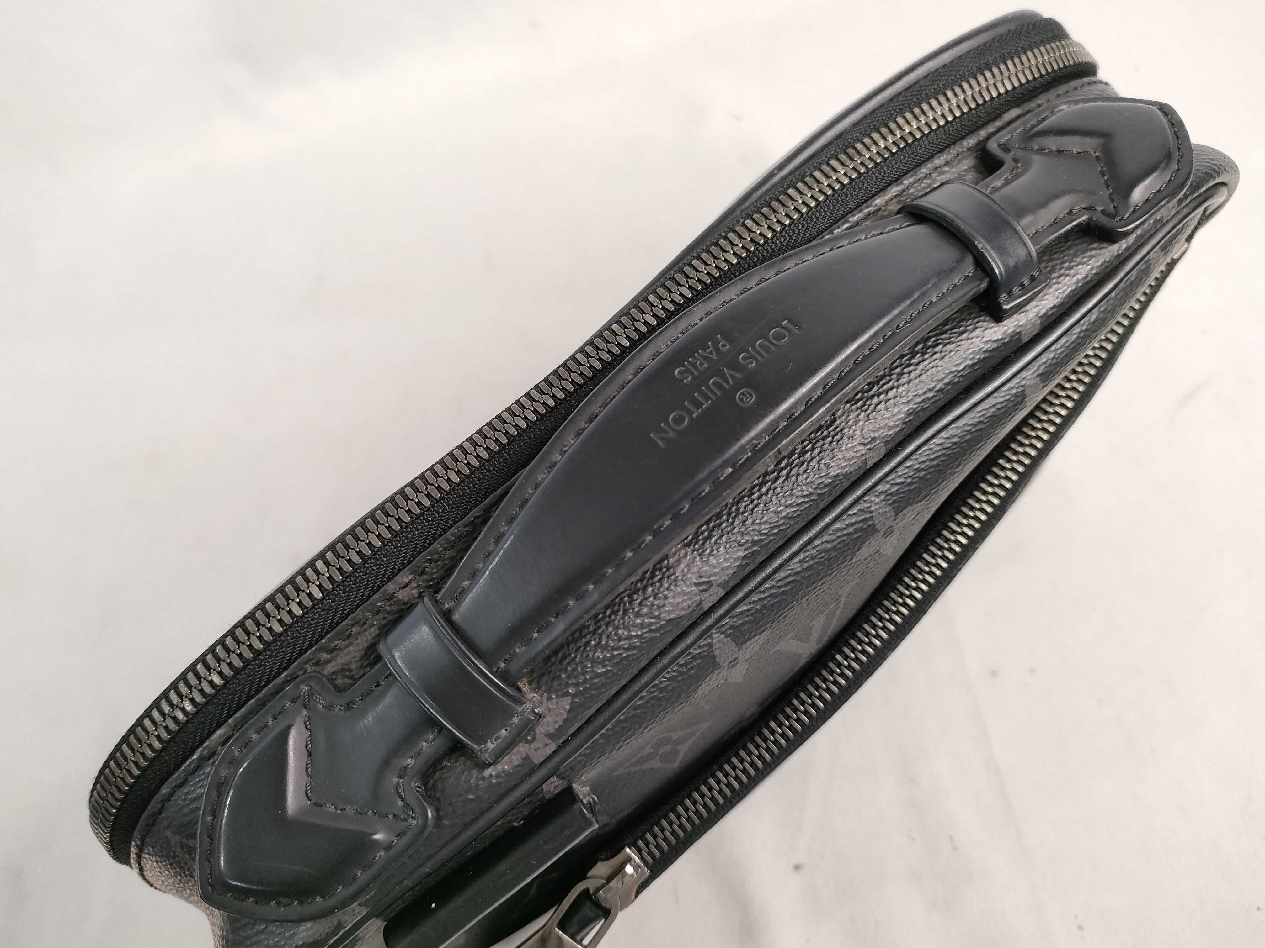 Bumbag Monogram Eclipse M42906 MB3797 Handbag — view 3