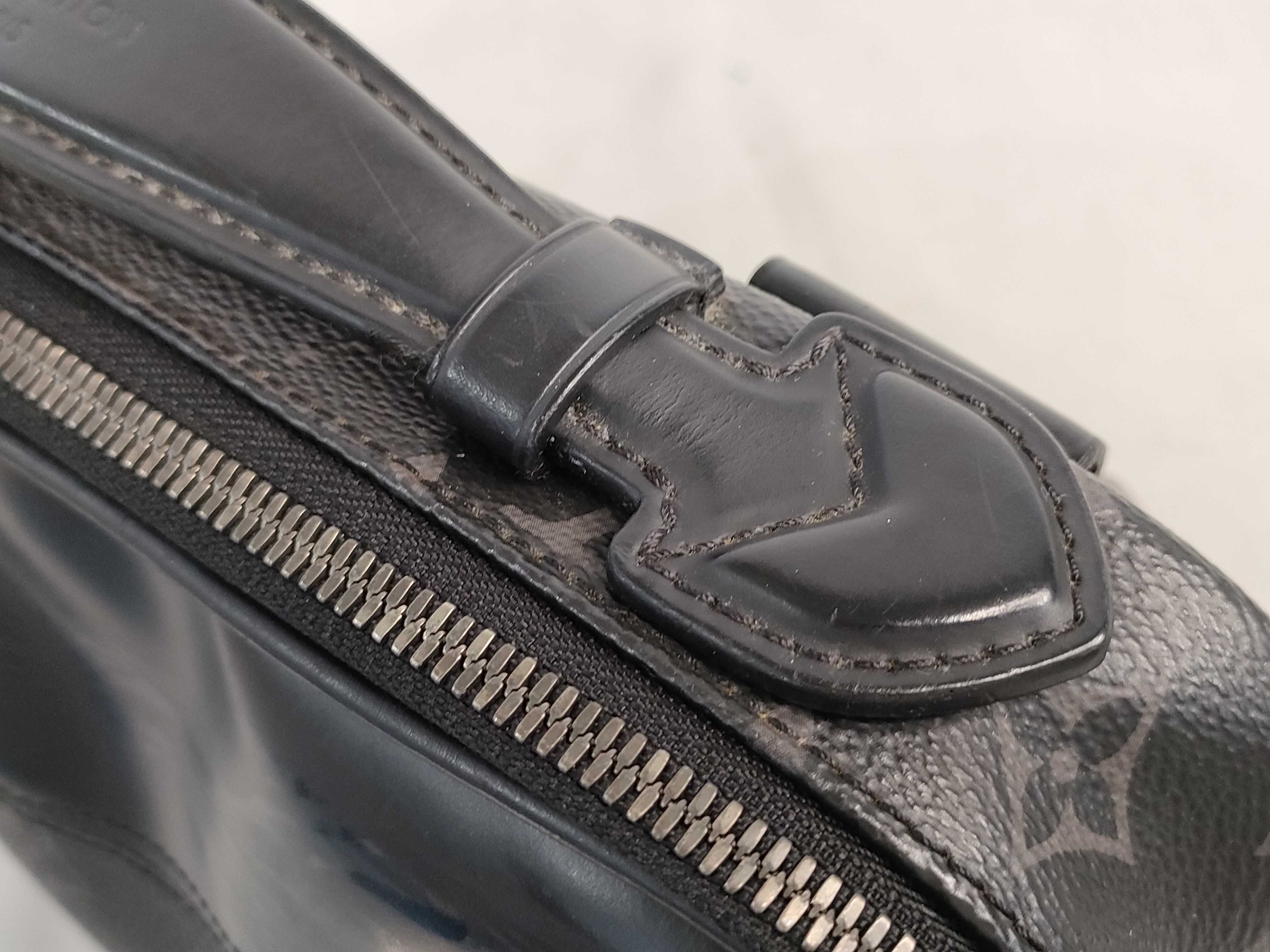 Bumbag Monogram Eclipse M42906 MB3797 Handbag — view 5