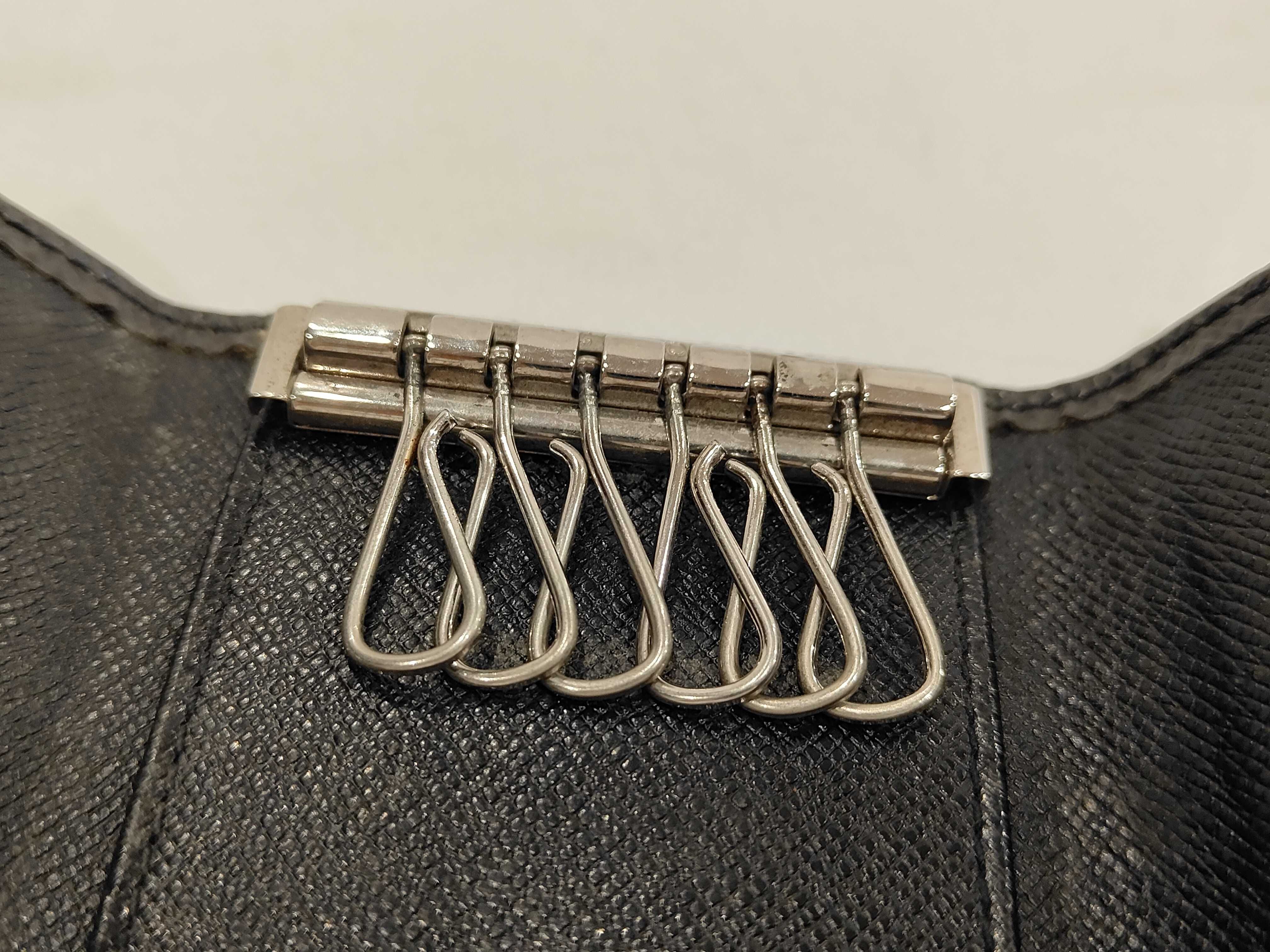Taiga Multicles 6 Key Case — view 8
