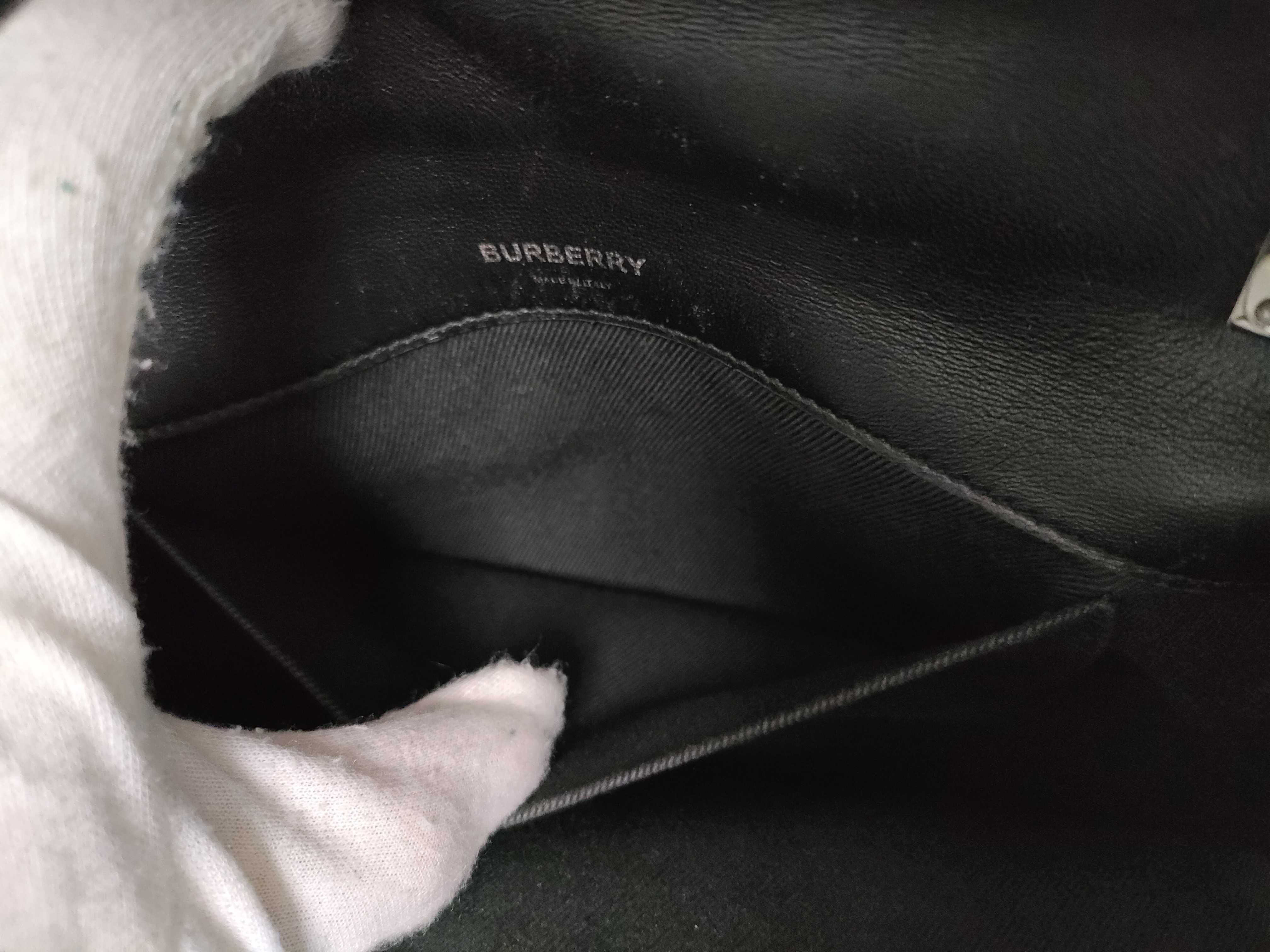 BT Logo Chain Shoulder Bag — view 12