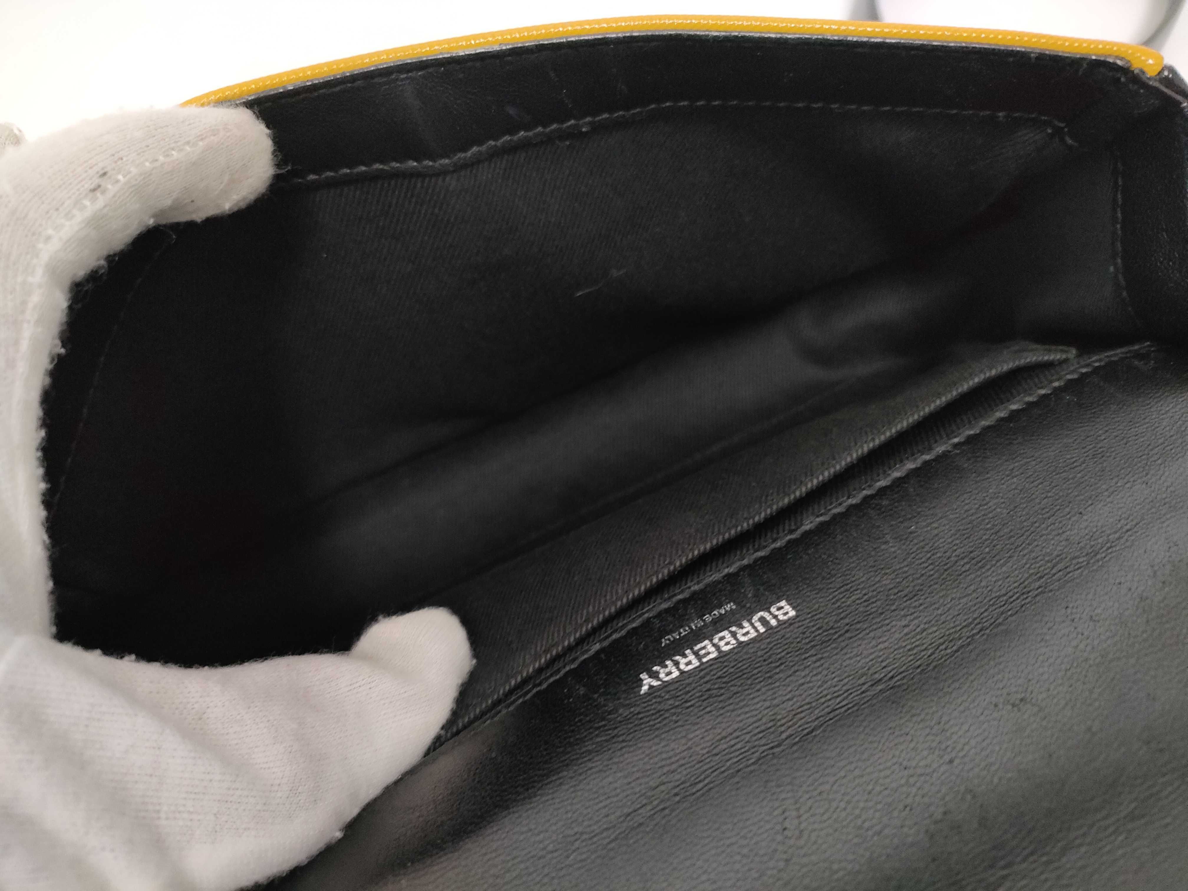 BT Logo Chain Shoulder Bag — view 13