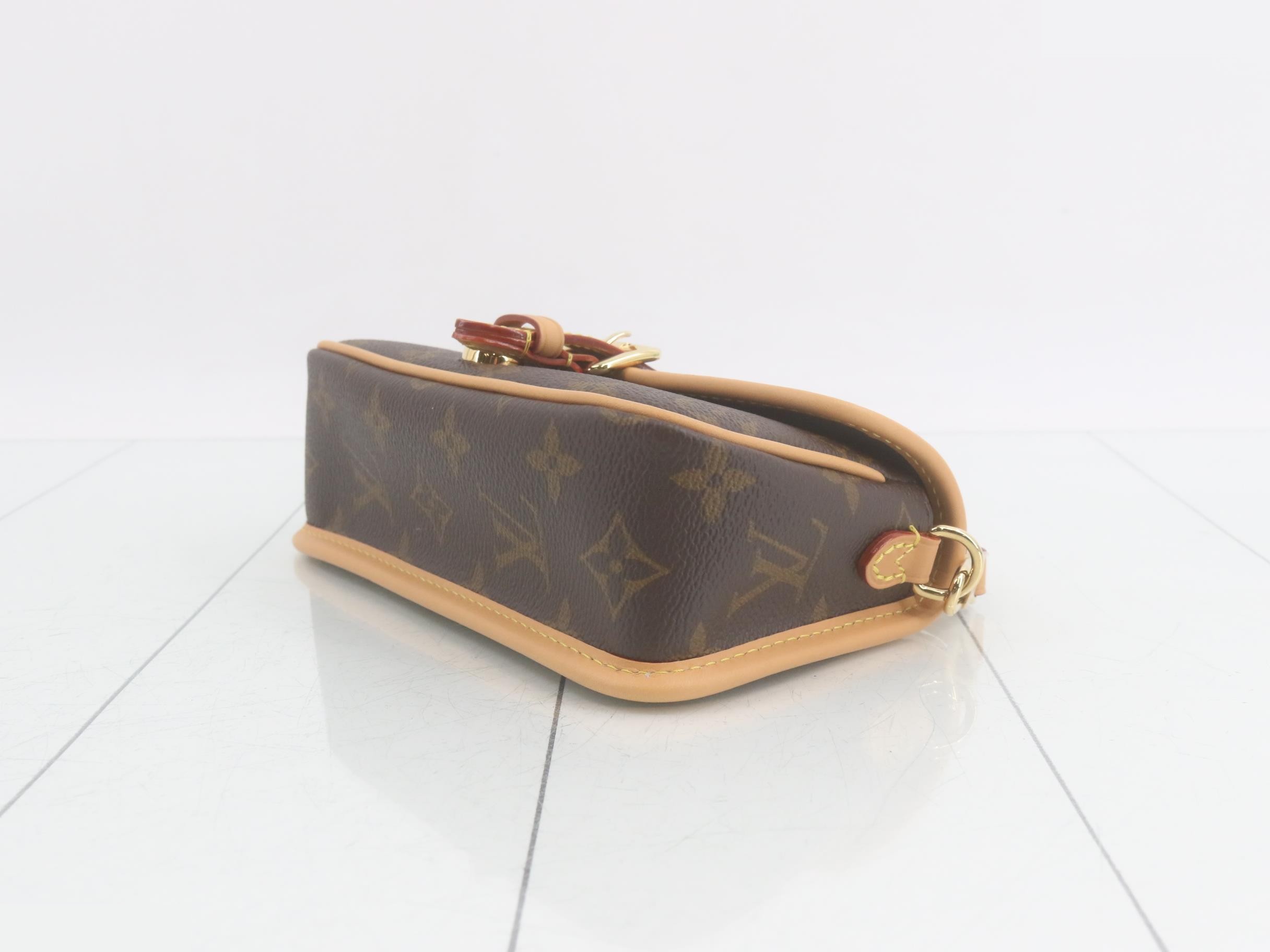 Nano Diane - List price ¥335,500 - Some protective film included — view 6