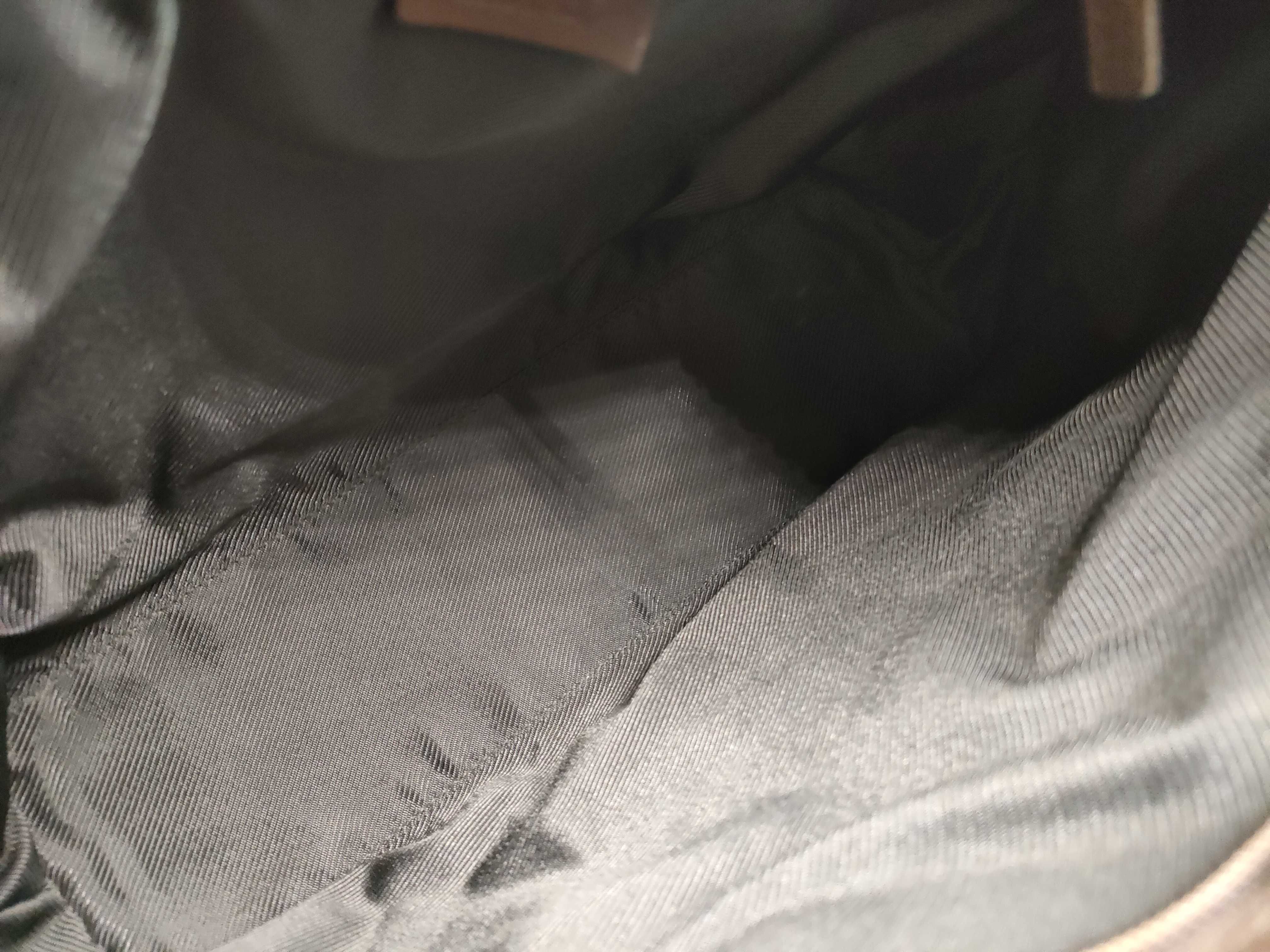 GG Canvas Tote Bag — view 10