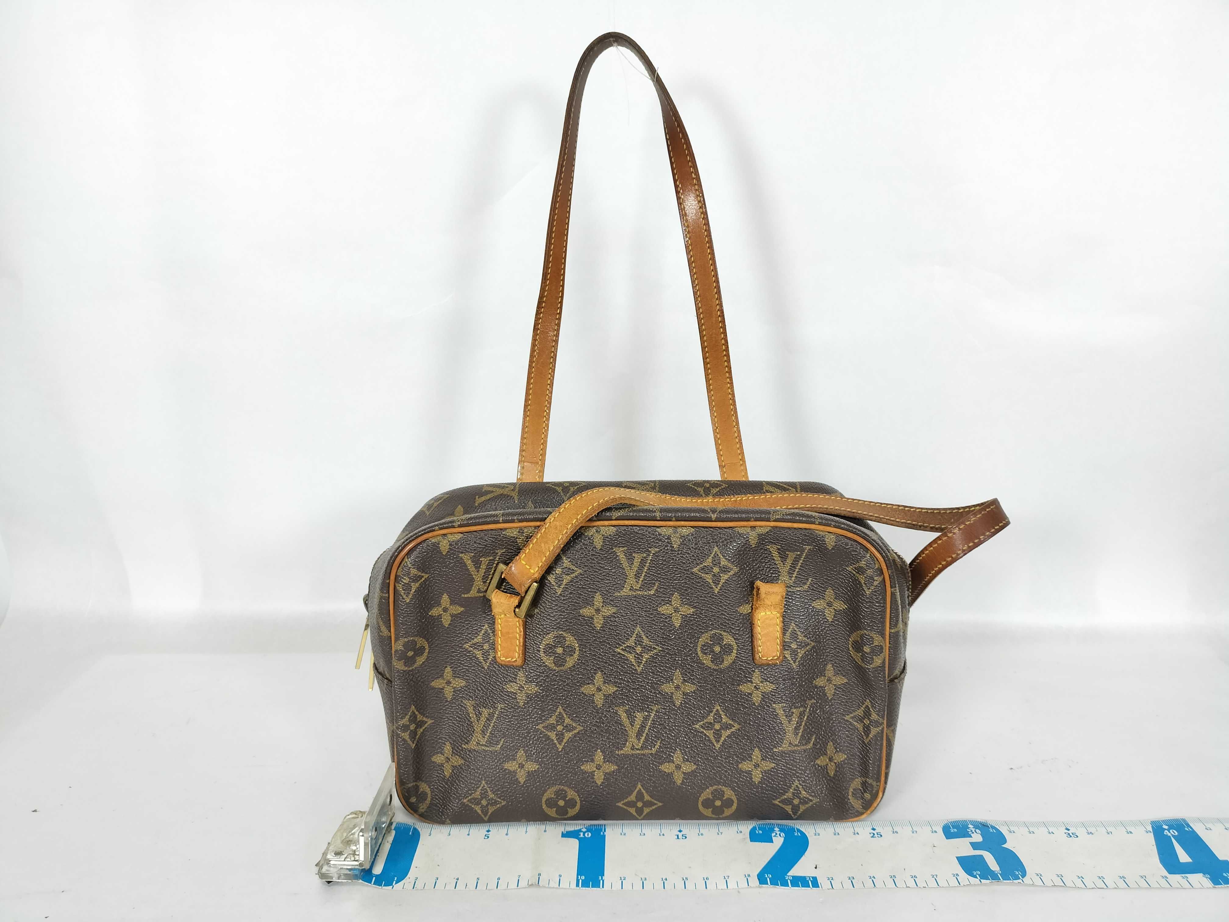 Monogram Louis Vuitton Monogram Cite MM Shoulder Bag M51182 Brown Handbag — view 2