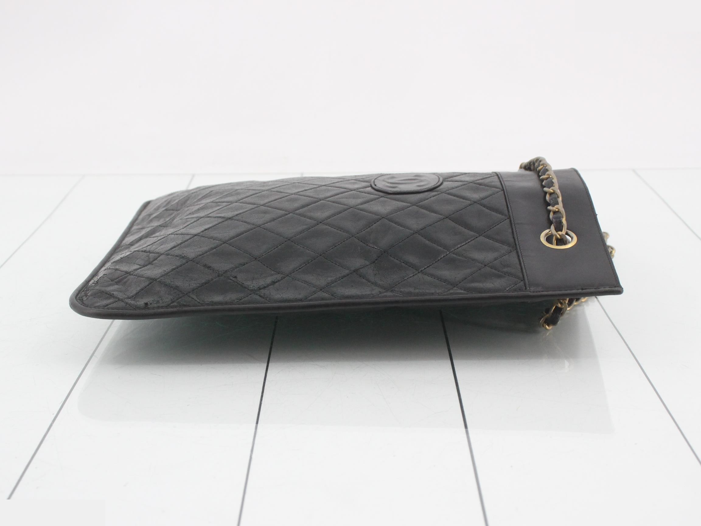 Matelassé Double Chain Tote Bag — view 3