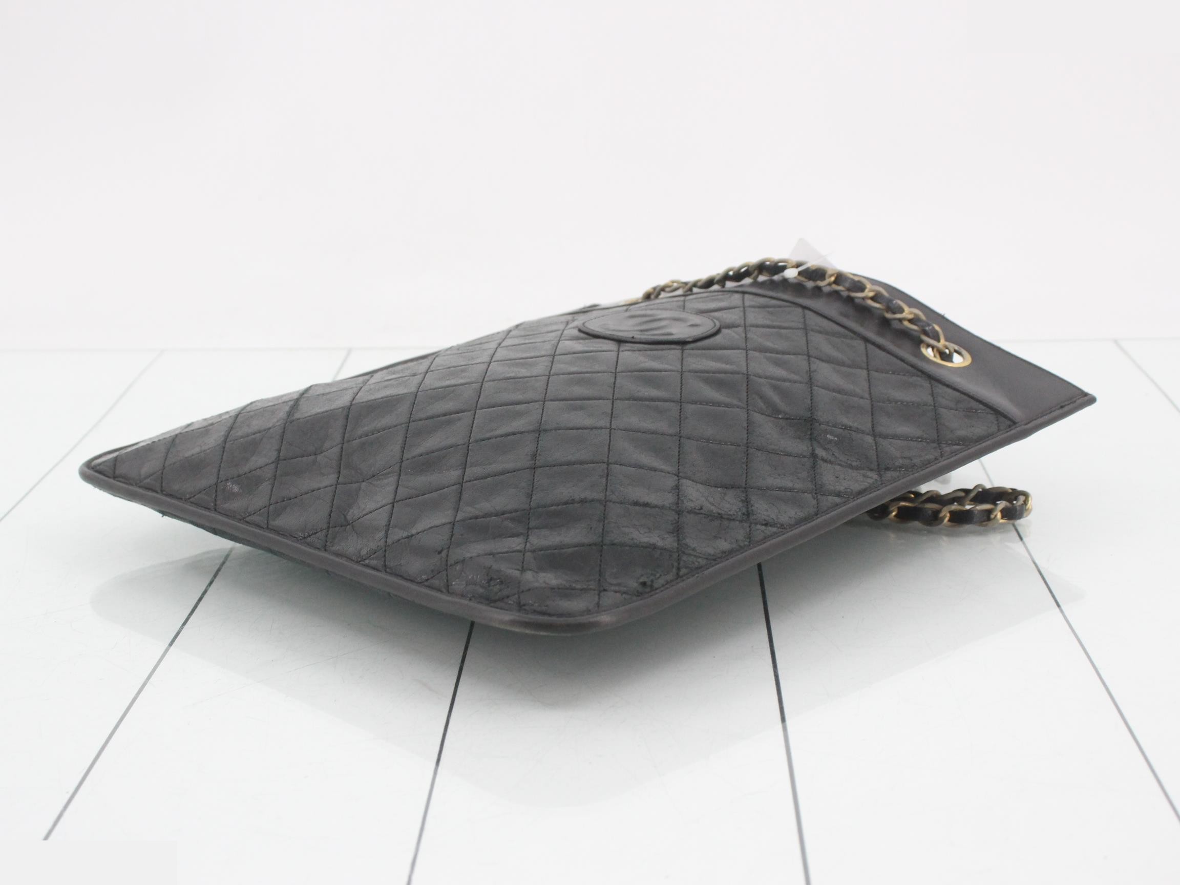 Matelassé Double Chain Tote Bag — view 6