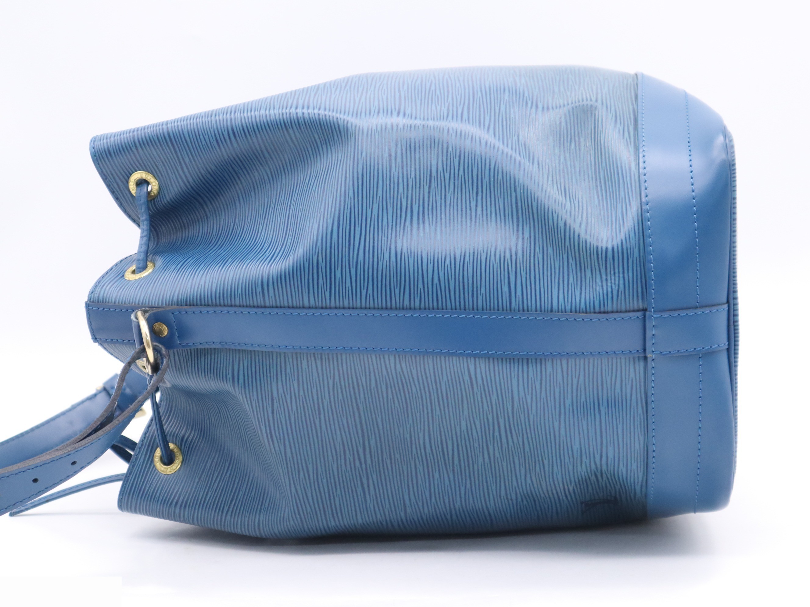 Noé Toledo Blue — view 3