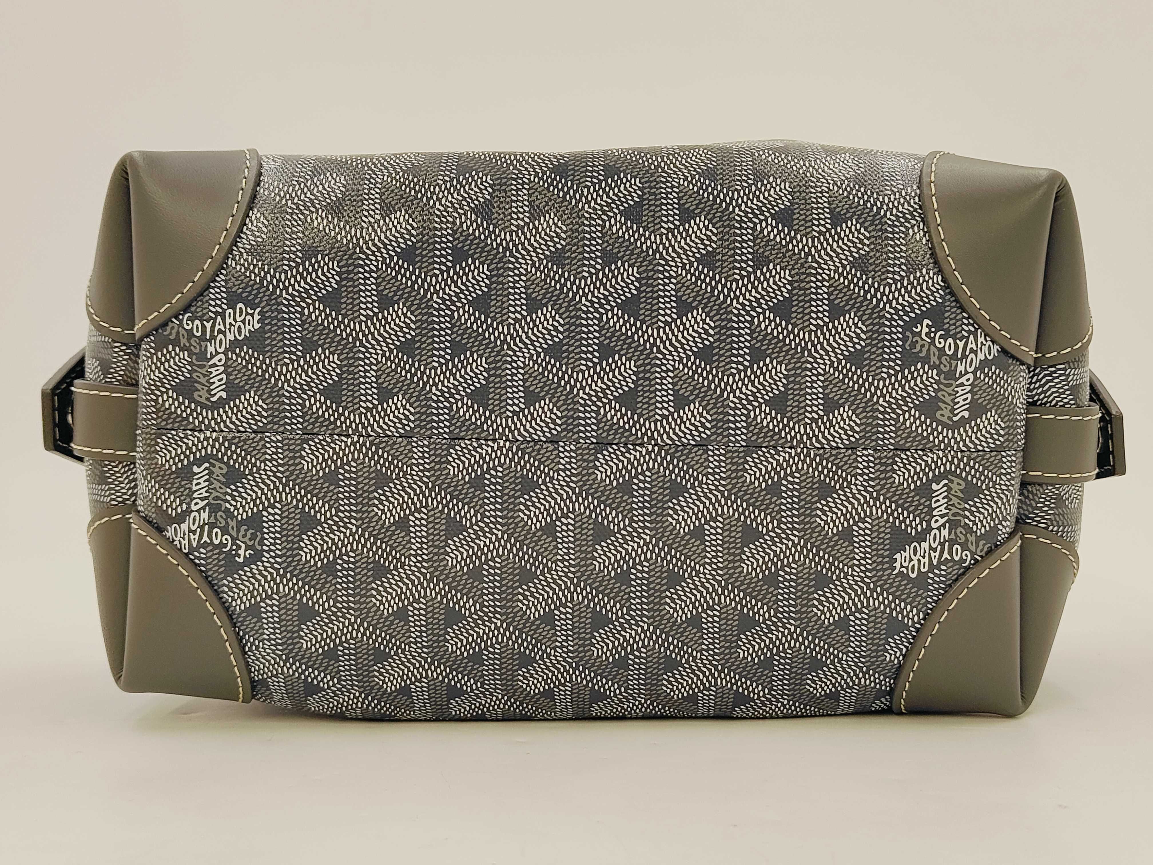 New Makeup Pouch — view 3