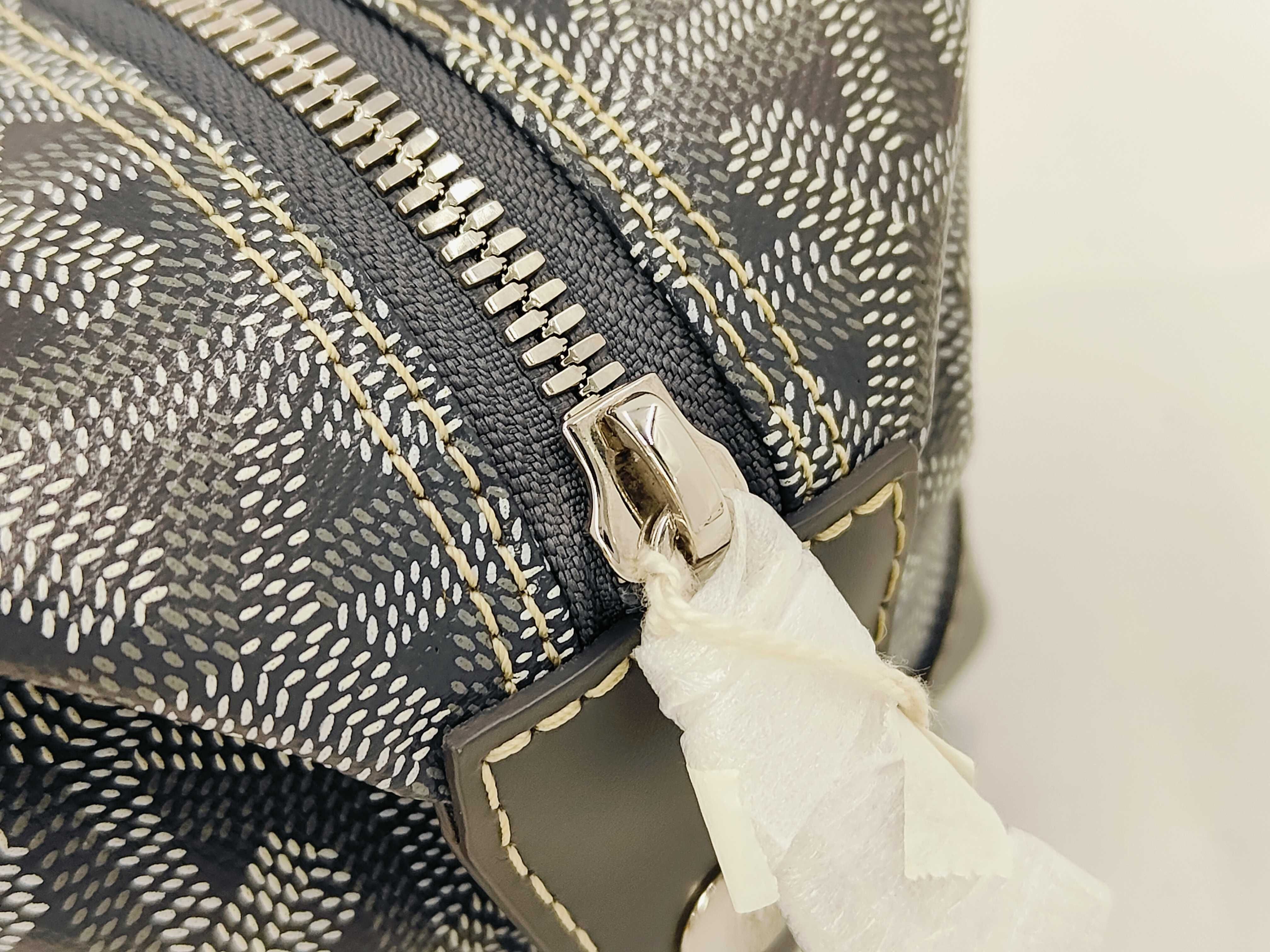 New Makeup Pouch — view 6