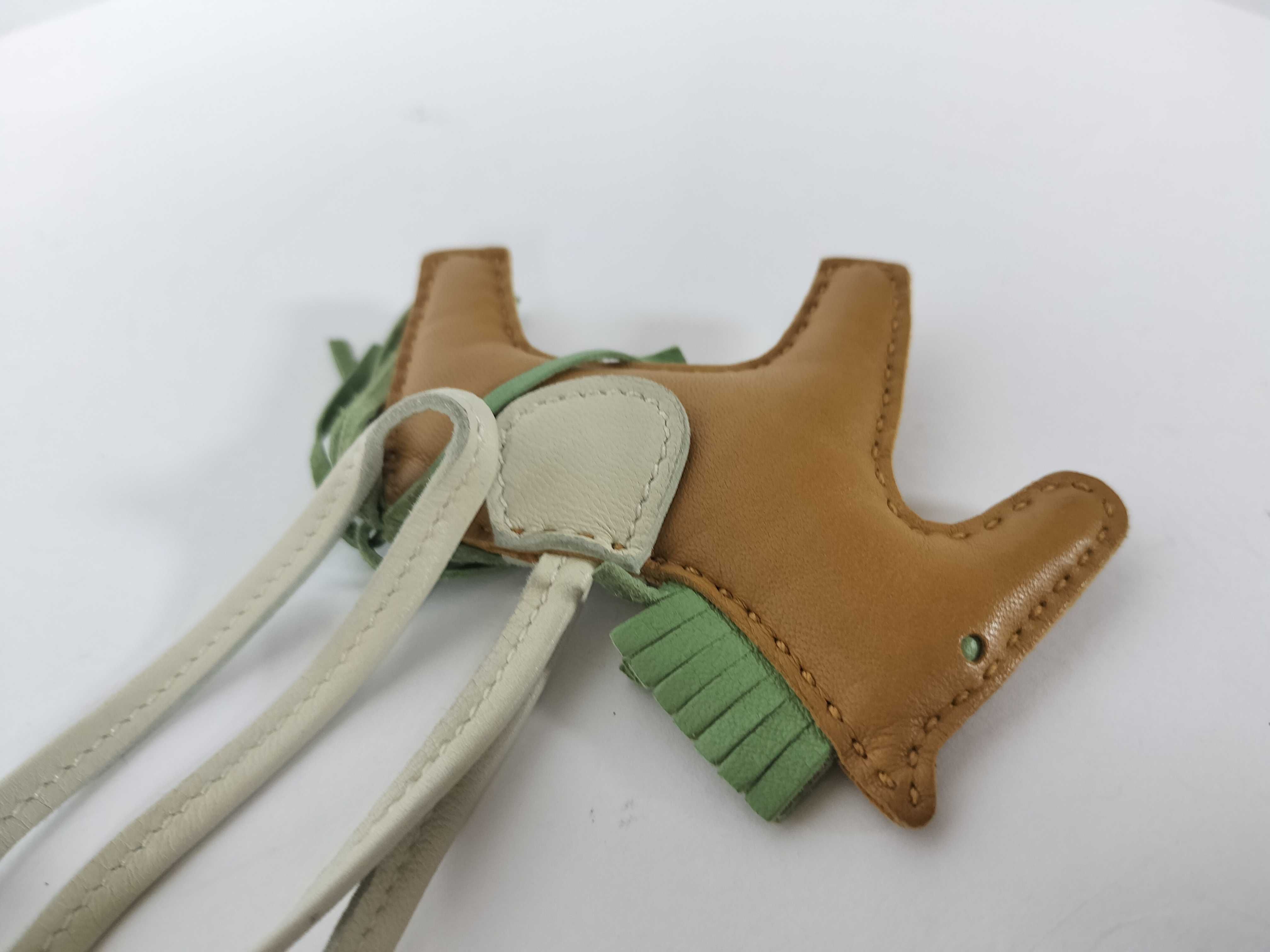Rodeo Charm PM (Y stamp) — view 7