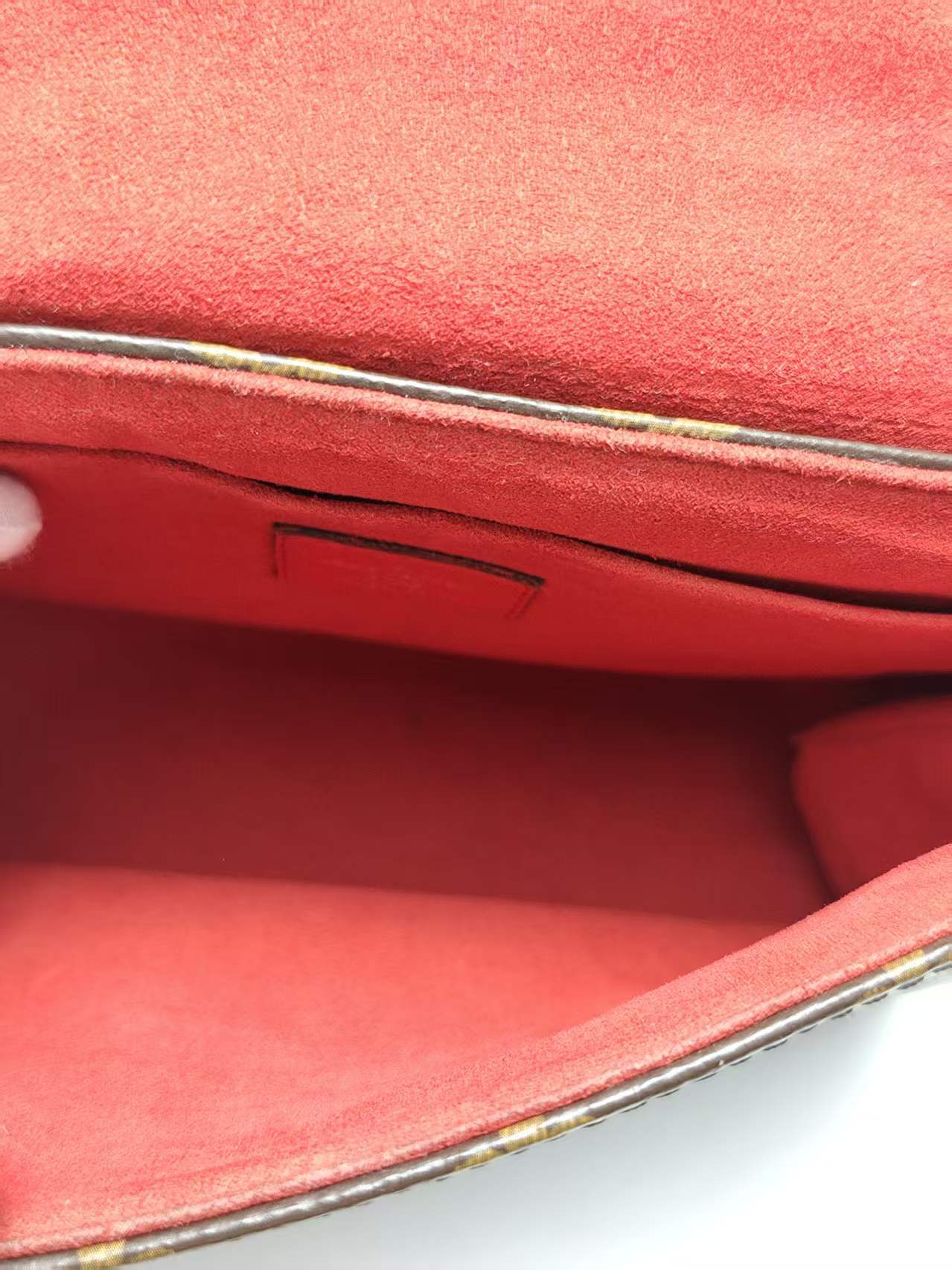 【*Shipped from: China*】LOUIS VUITTON Lock BB PU Shoulder Bag — view 11