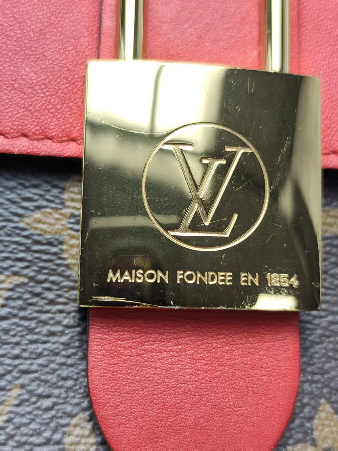 【*Shipped from: China*】LOUIS VUITTON Lock BB PU Shoulder Bag — view 14
