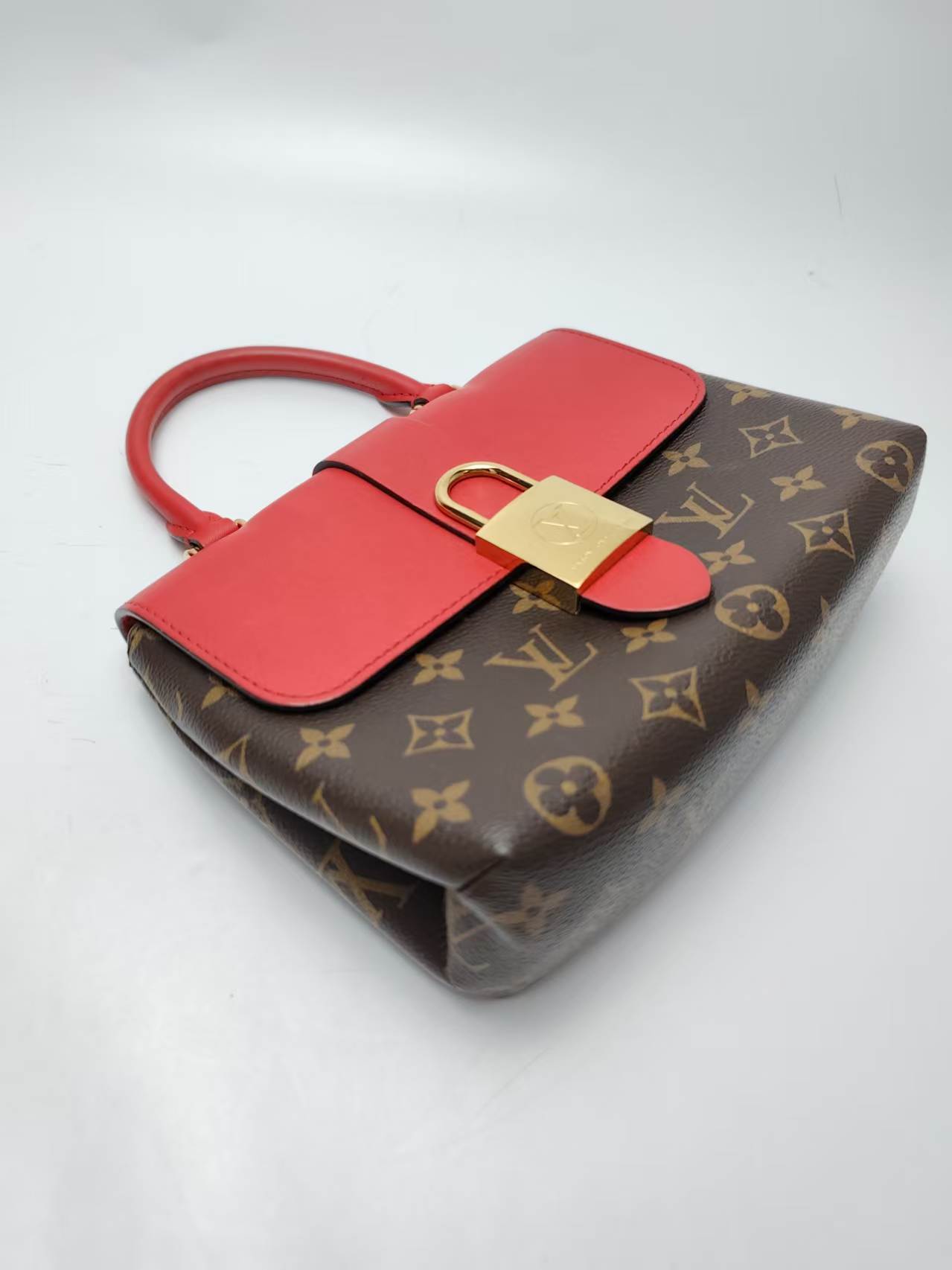 【*Shipped from: China*】LOUIS VUITTON Lock BB PU Shoulder Bag — view 5