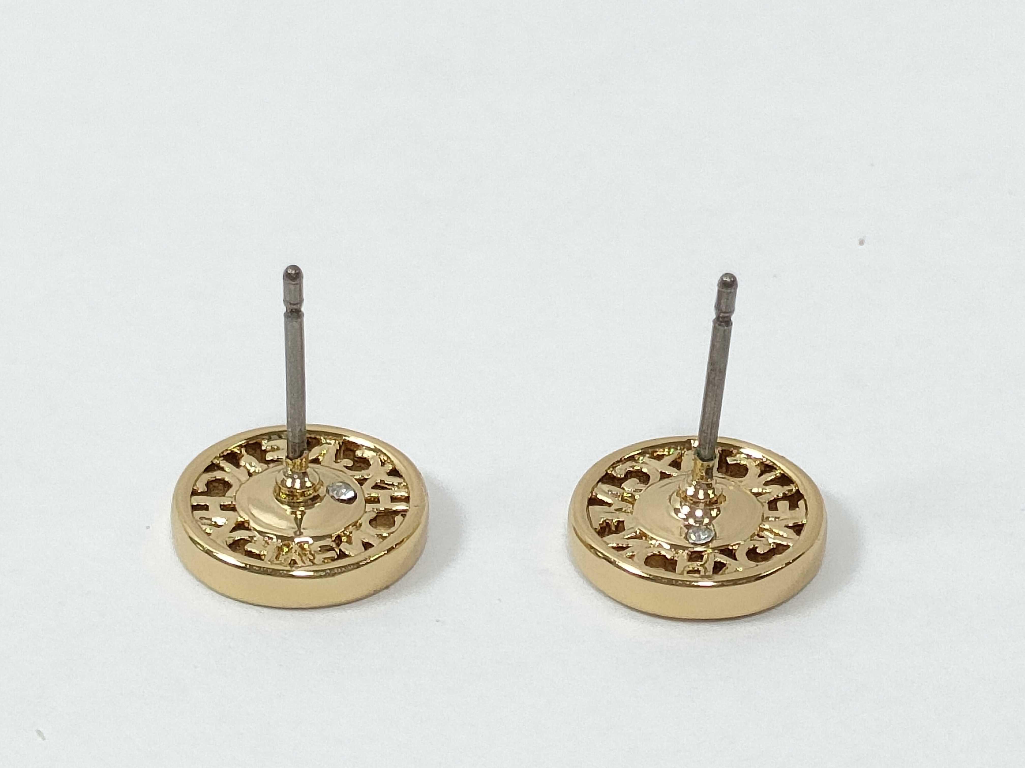 earrings — view 4