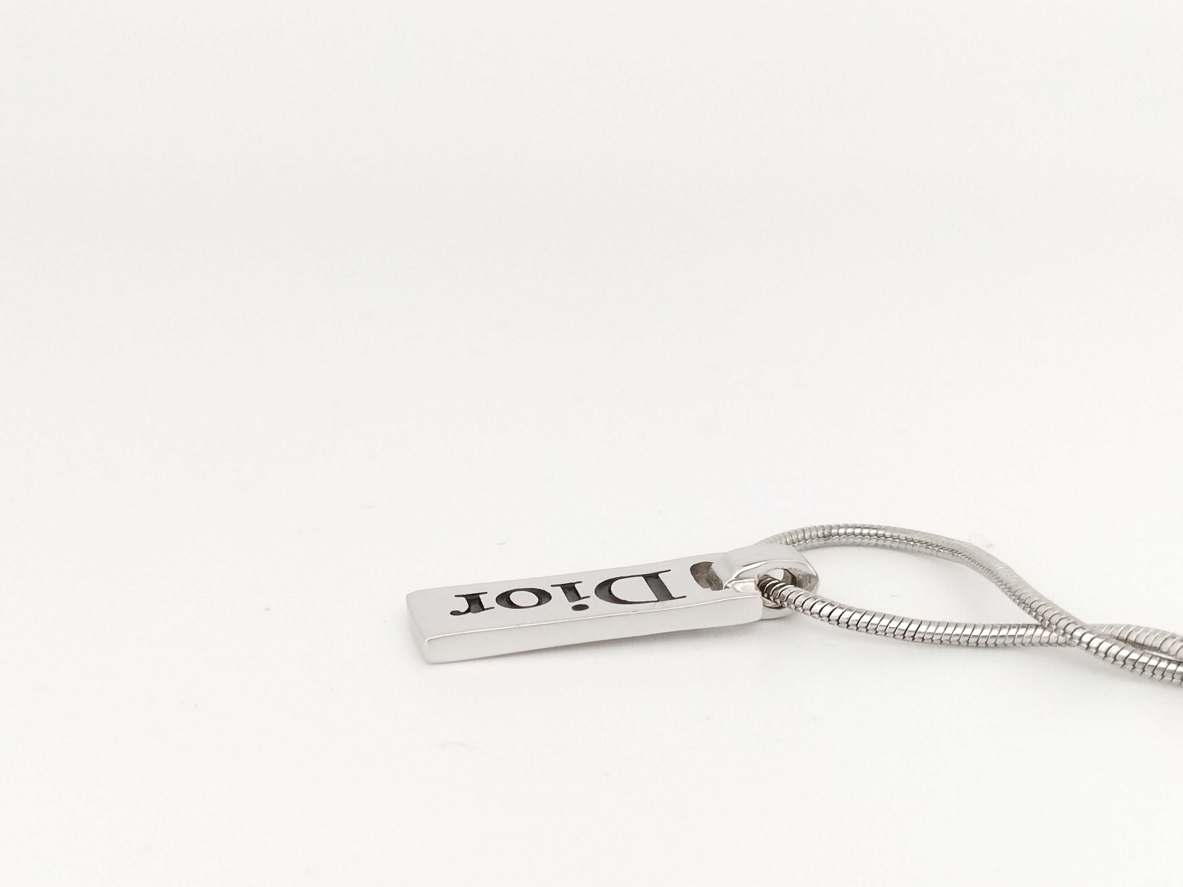 necklace — view 3