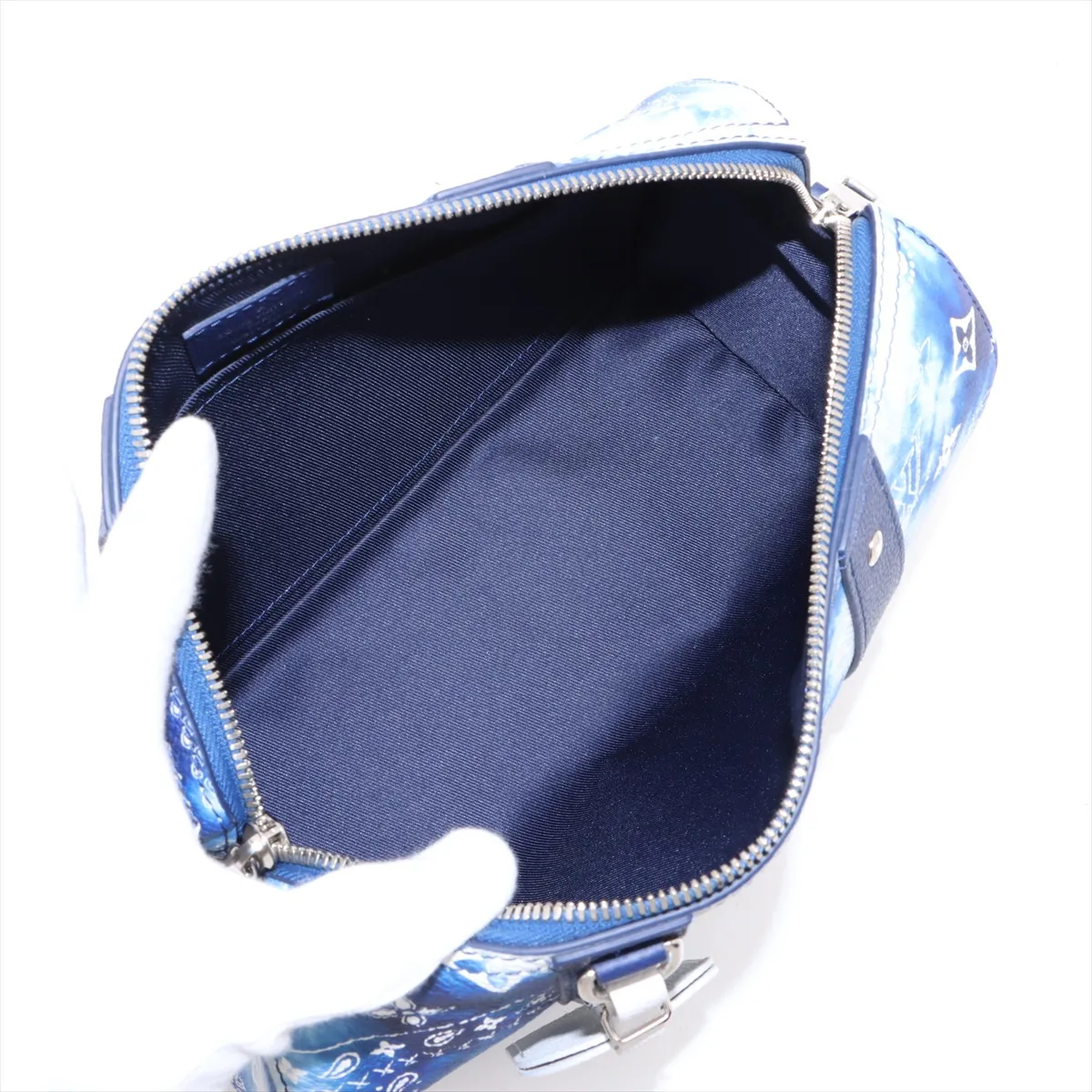 Monogram Bandana City Keepall M20555 Blue x White (RFID detected) — view 6
