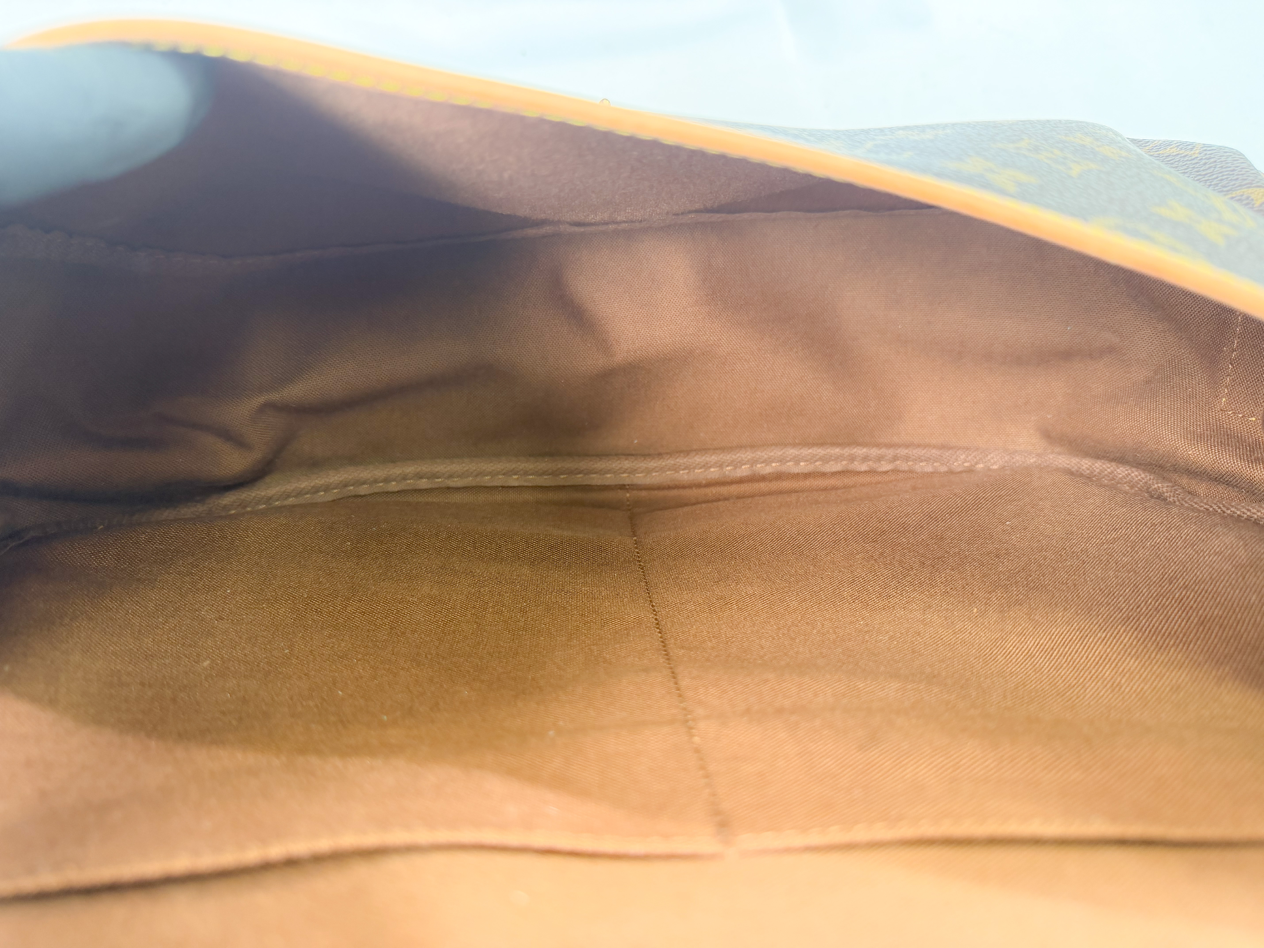 Monogram M42256 Saumur 30 Shoulder Bag — view 13