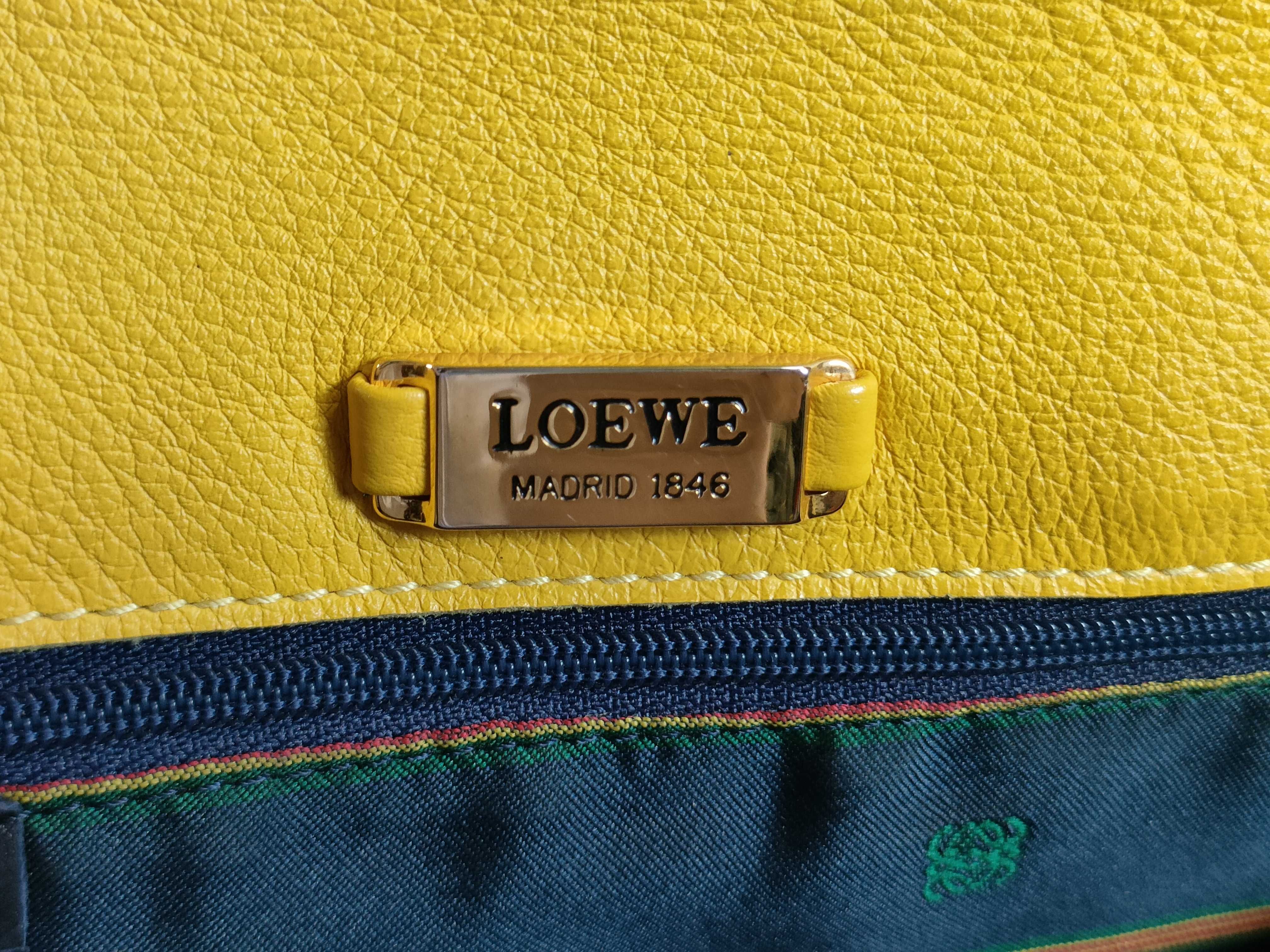 Shoulder Anagram Yellow Shoulder Bag — view 11