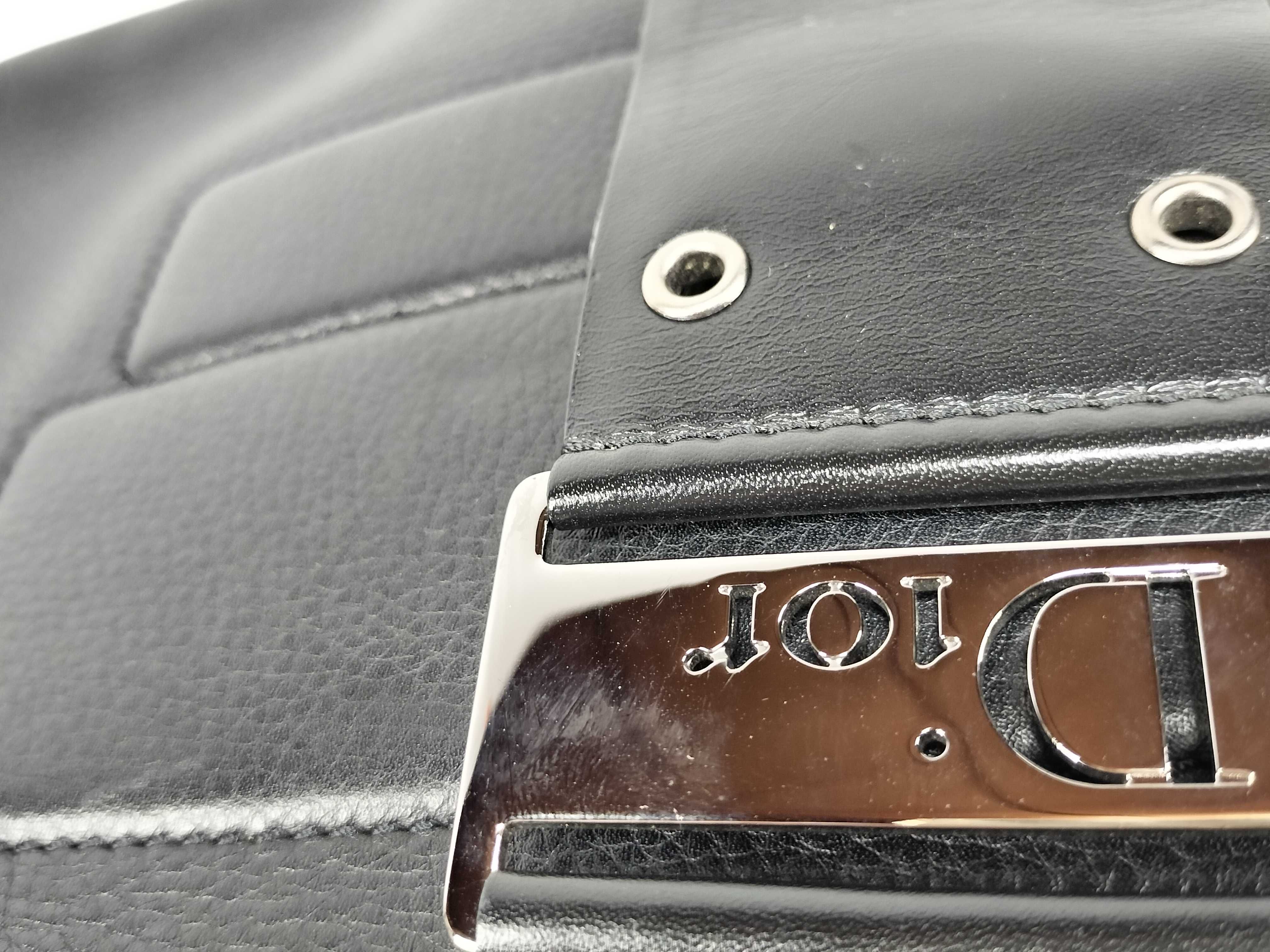 Street Chic Leather One Shoulder Bag with Pouch — view 13