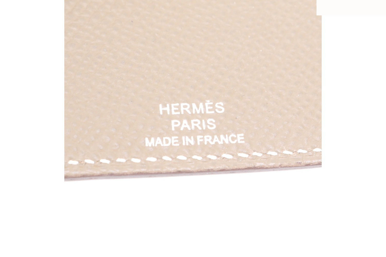 Y stamp, manufactured in 2020, EA zip, leather notebook cover with memo pad. — view 8