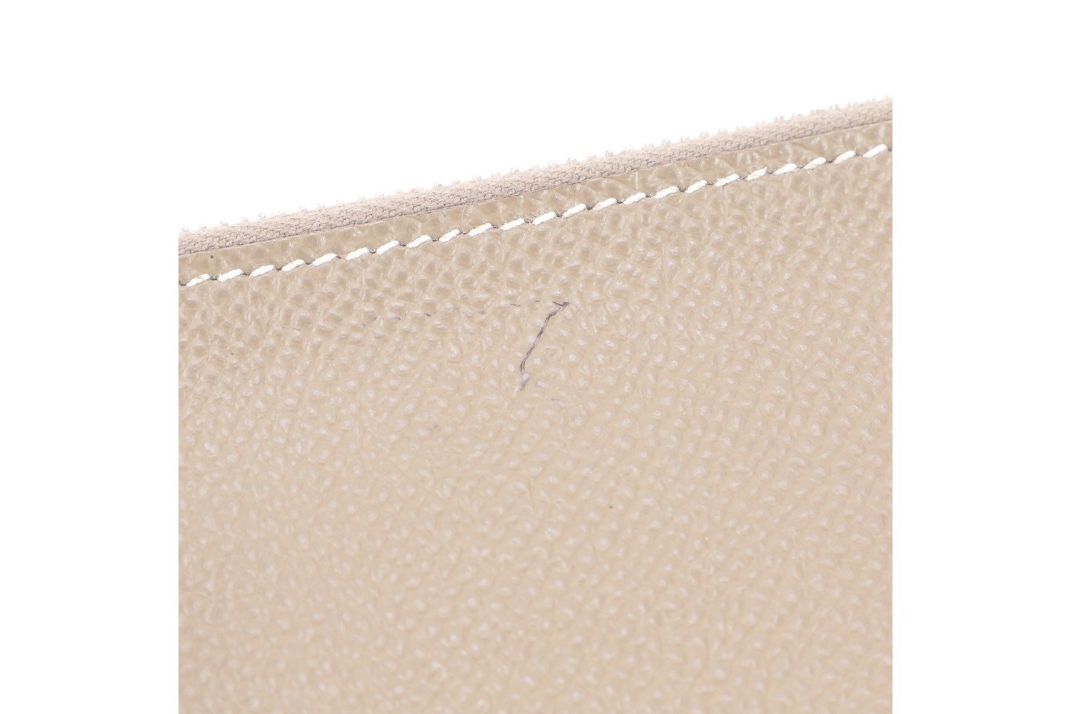 Y stamp, manufactured in 2020, EA zip, leather notebook cover with memo pad. — view 10