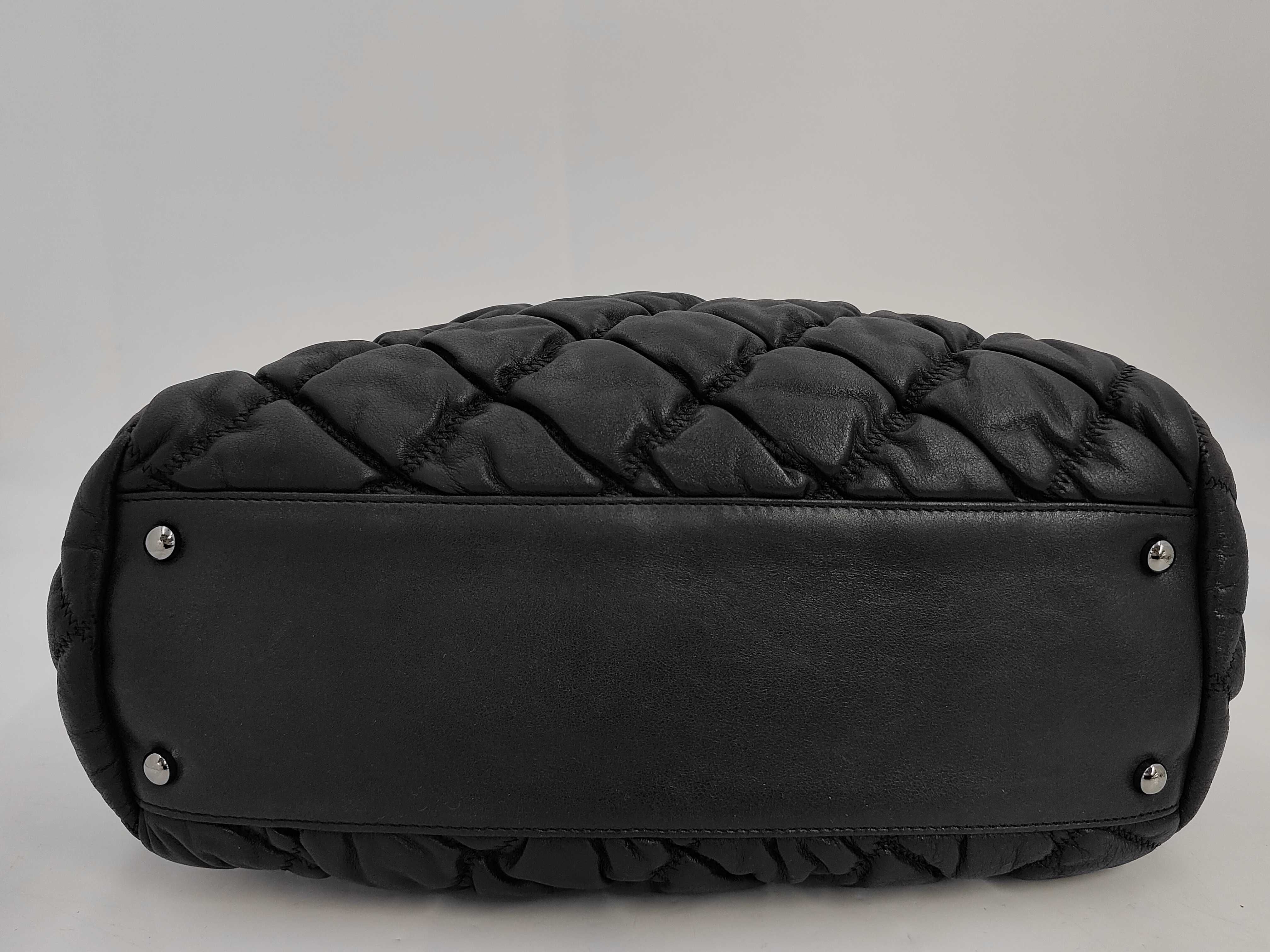 chain handbag, quilted, with Coco Mark, includes seal and guarantee card, serial number in the 12 range, shoulder bag. — view 4