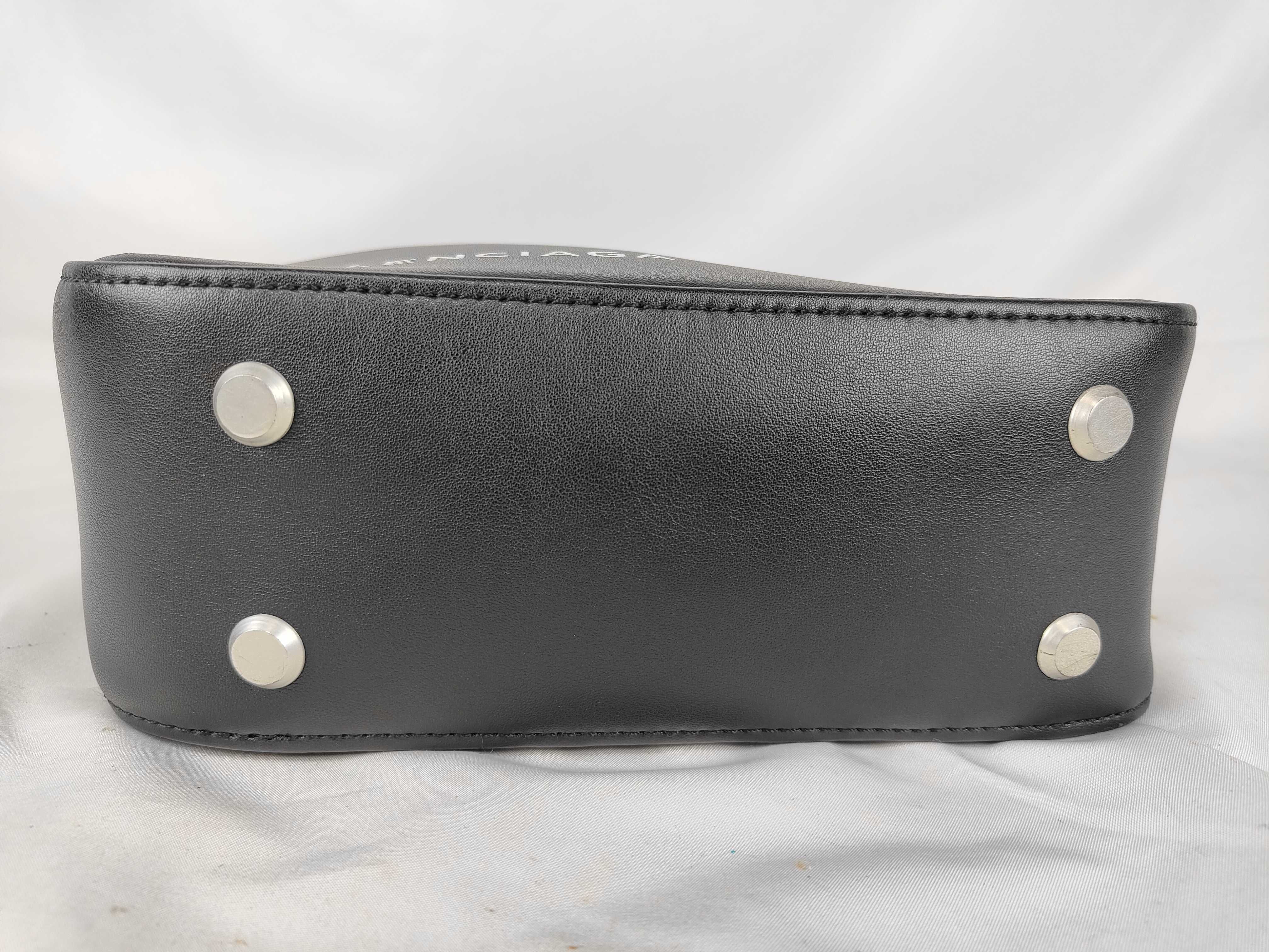 Triangle Handbag — view 10