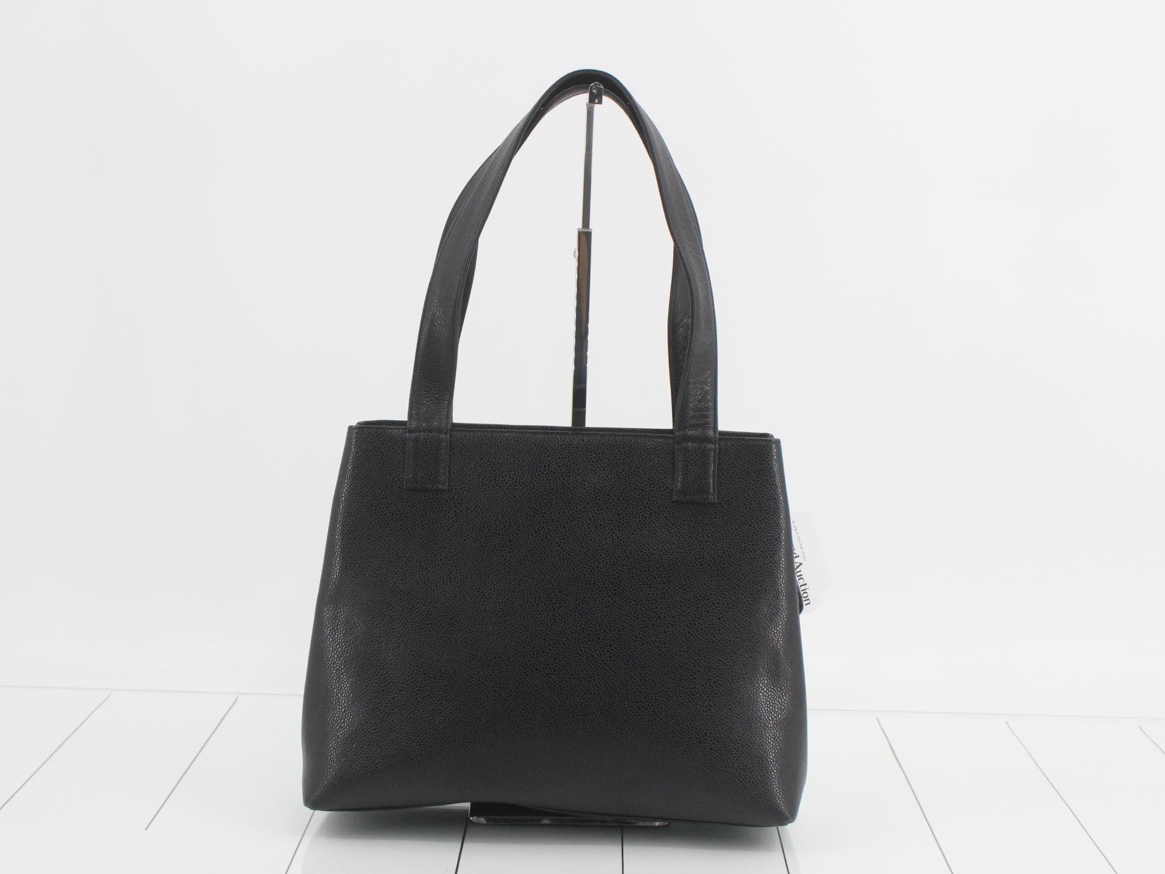Caviar leather turn-lock shoulder bag, with seal, item number 3. — view 2