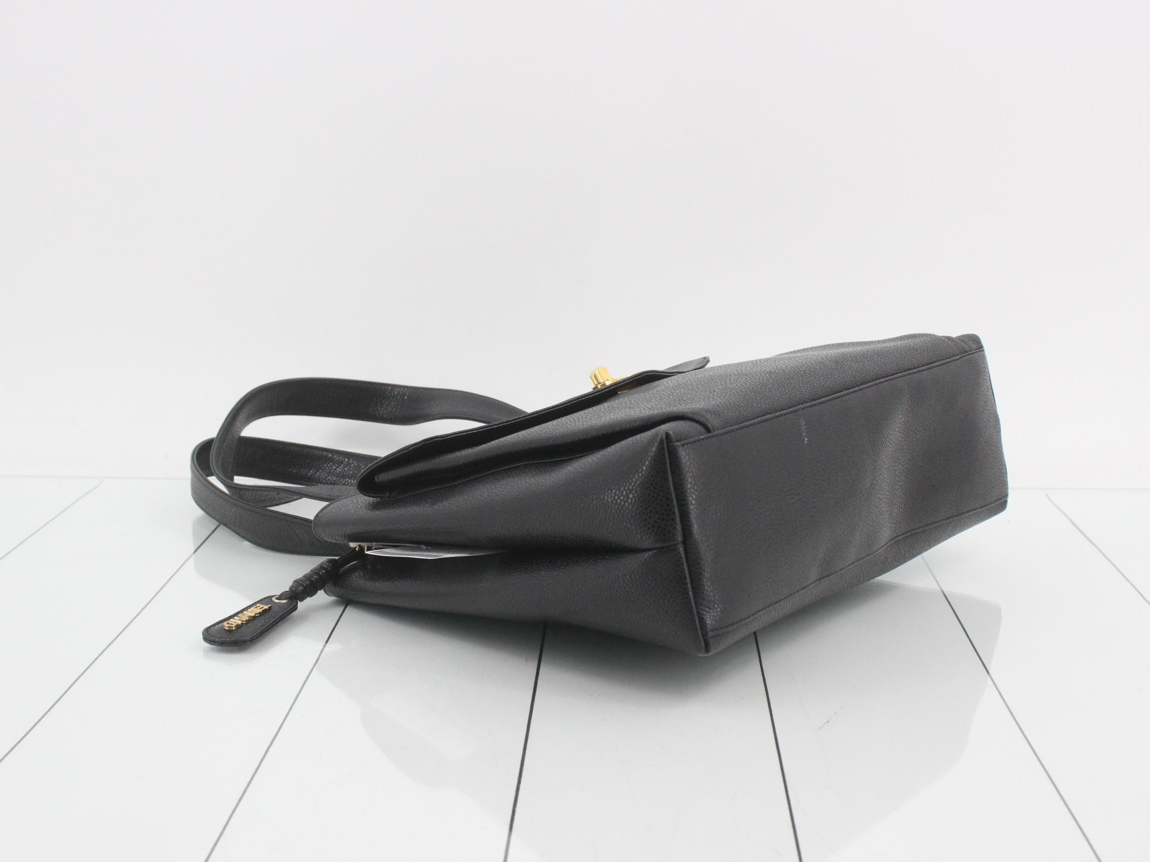 Caviar leather turn-lock shoulder bag, with seal, item number 3. — view 5