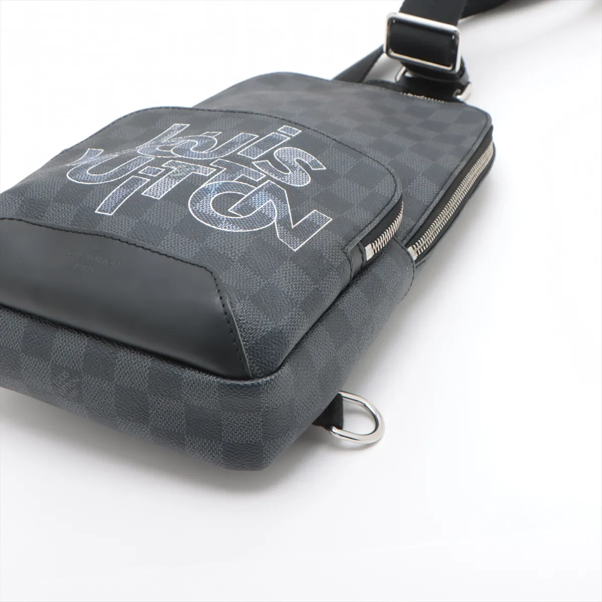 Damier Graphite Link Avenue Sling Bag N40274 CA4179 Black — view 3