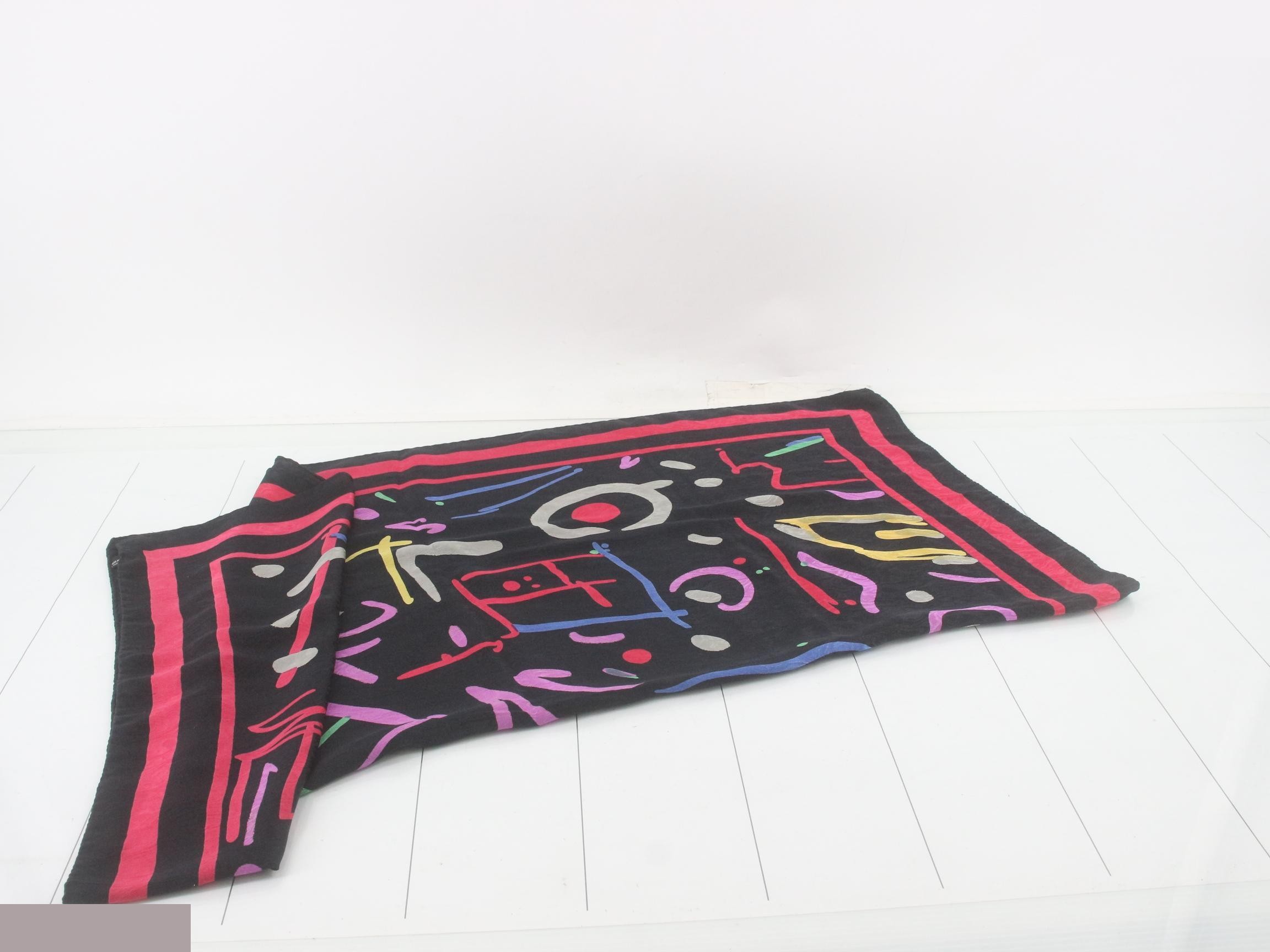 Other lines: Small items, accessories, scarves — view 3
