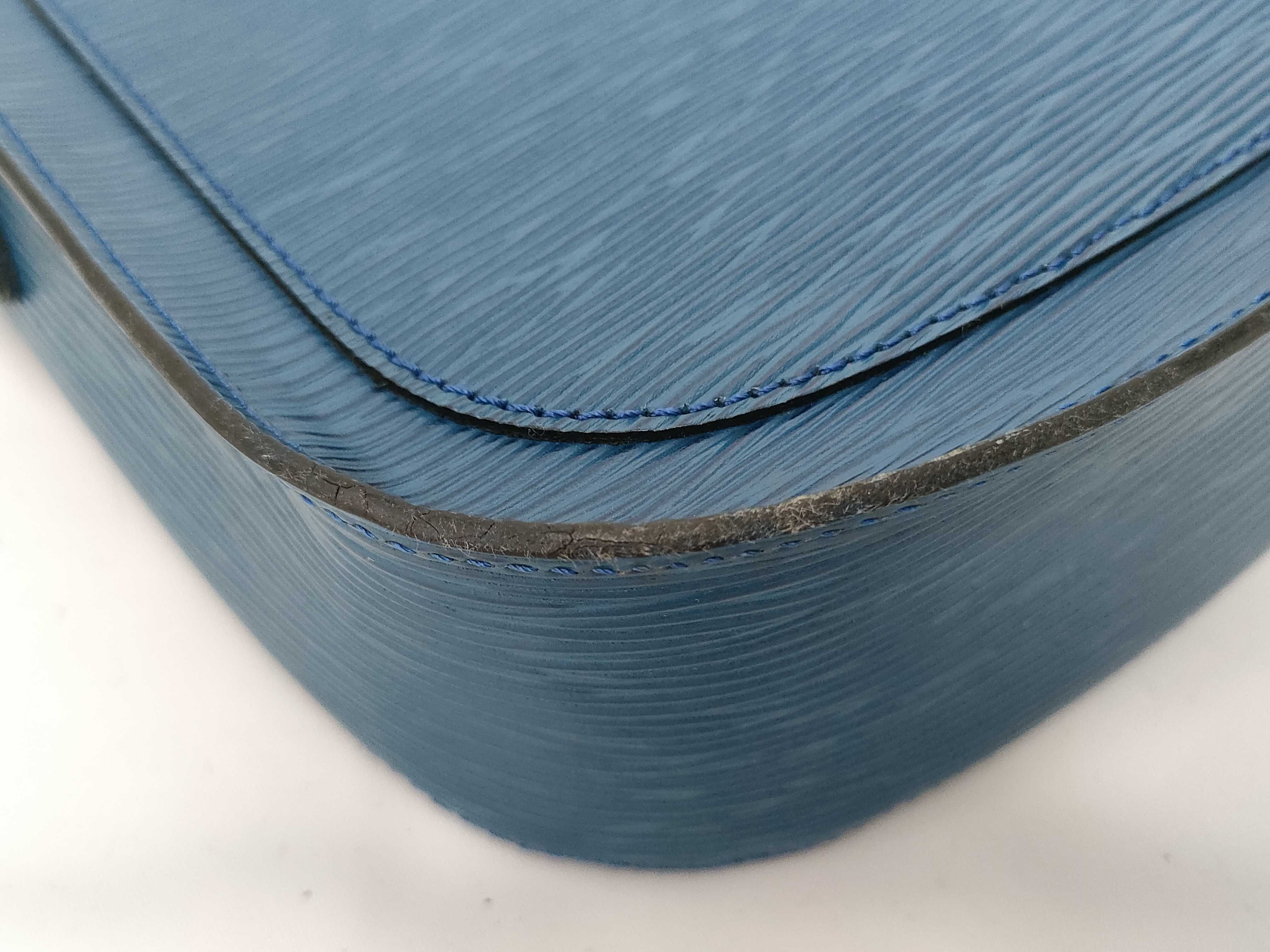 Epi Saint Cloud Shoulder Bag — view 6