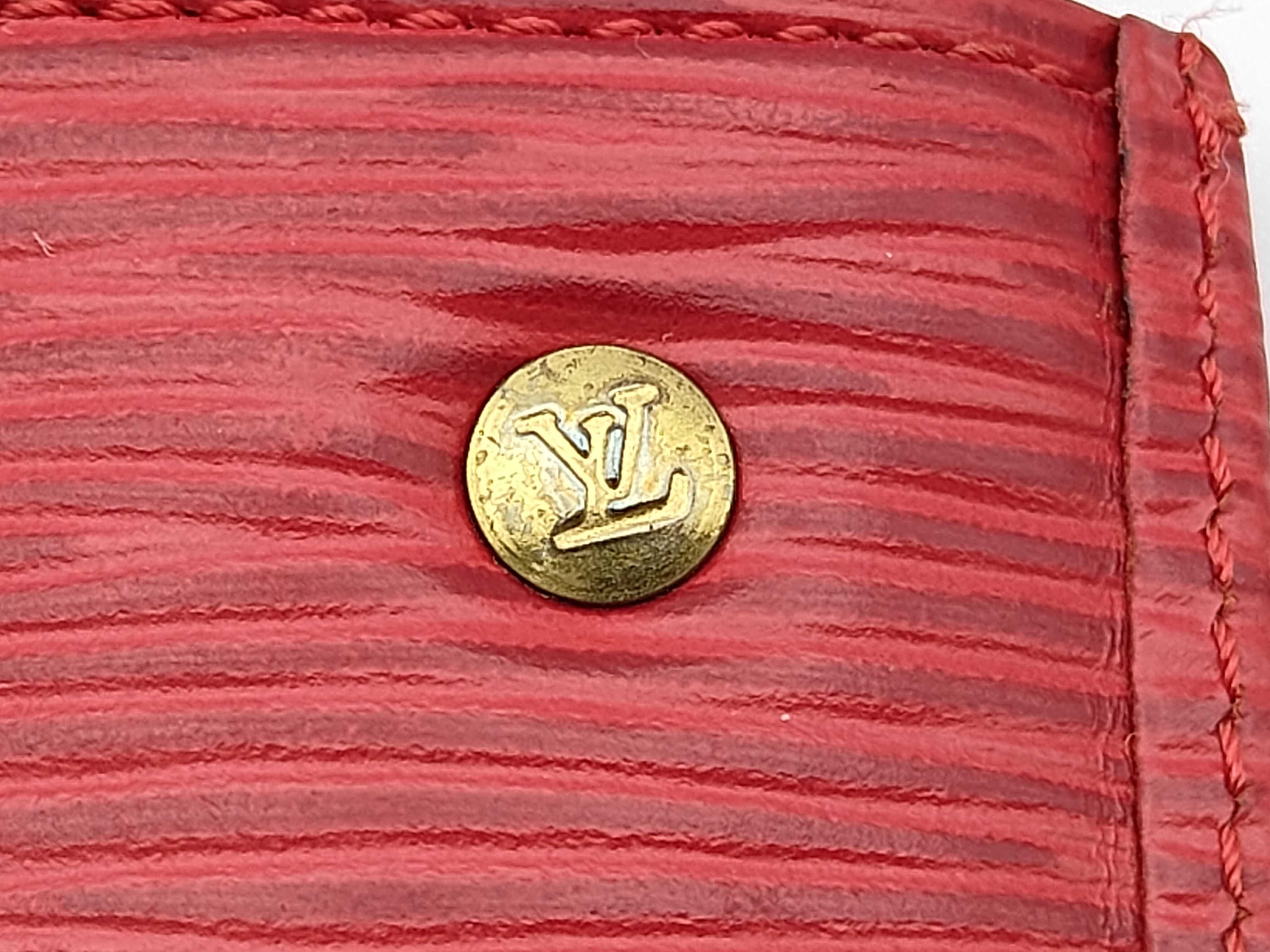 Epi Pochette Clé Red Card Case — view 7